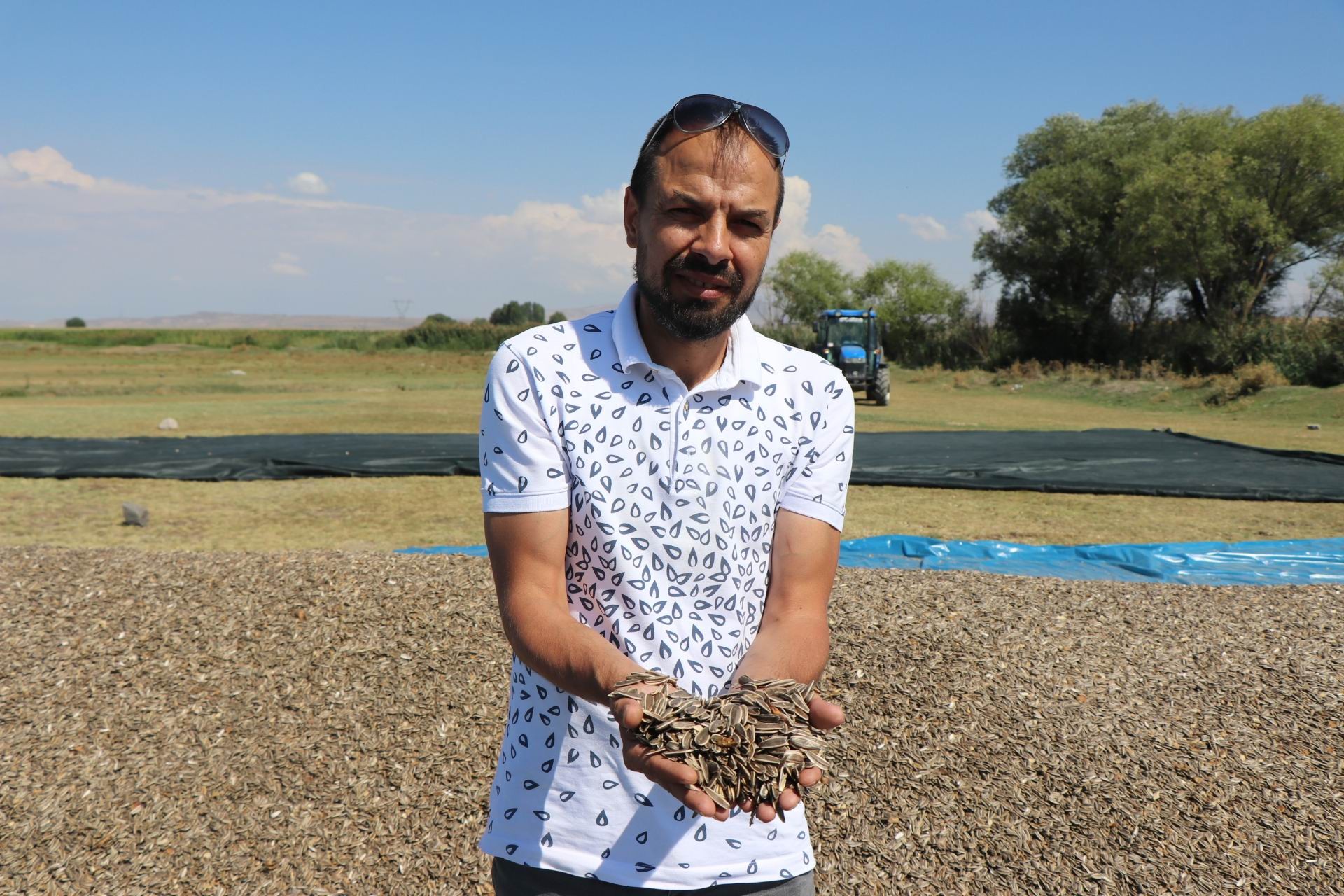 Çiftçiler ‘Çin’ Çekirdeğini Kayseri’de Üretti