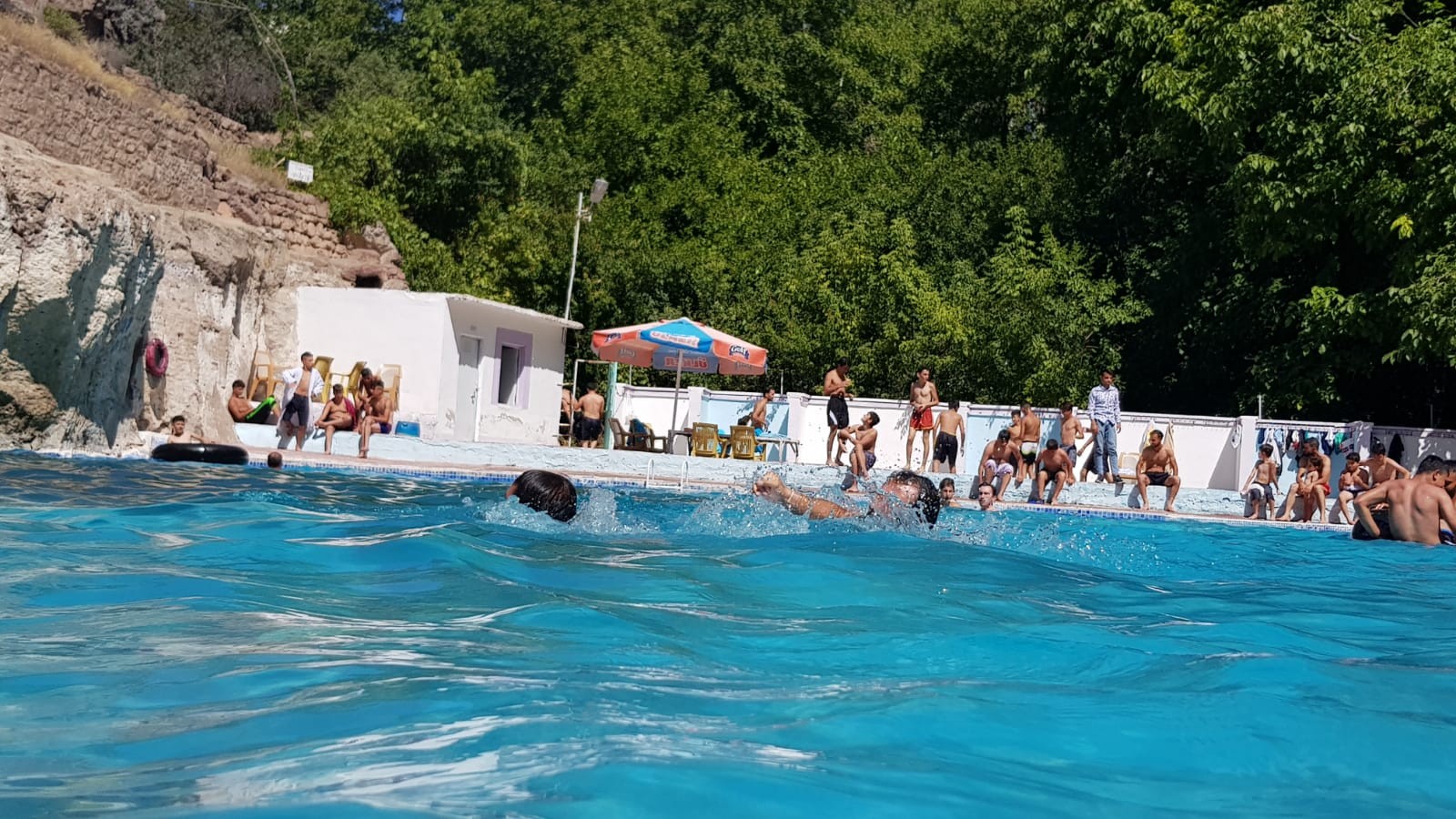 Bu havuz 400 yıldır insanları serinletiyor
