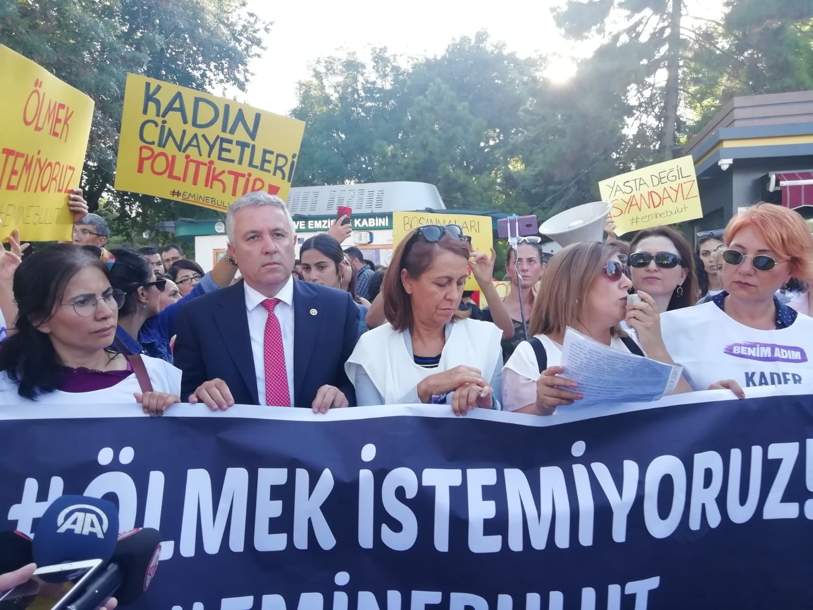 Nilgün Demir Nuray:”Emine Bulut’un haykırışı, hepimizin haykırışıdır”