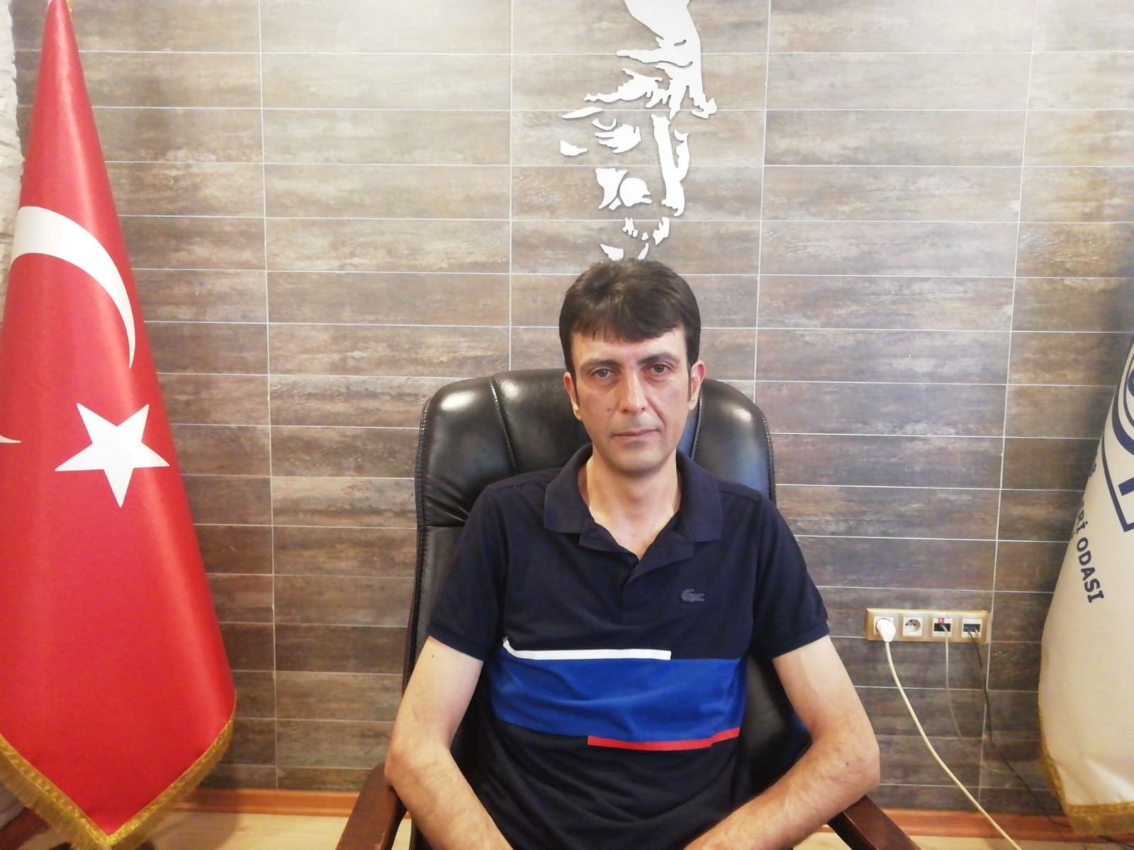 Akif Aksoy: Dur Uyarı İşareti Türkiye’deki Araçlarda Yetersizdir.