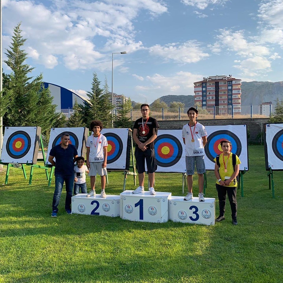 Okçuluk İl Birinciliği’nden Spor A.Ş, 8 Madalya iİle Ayrıldı