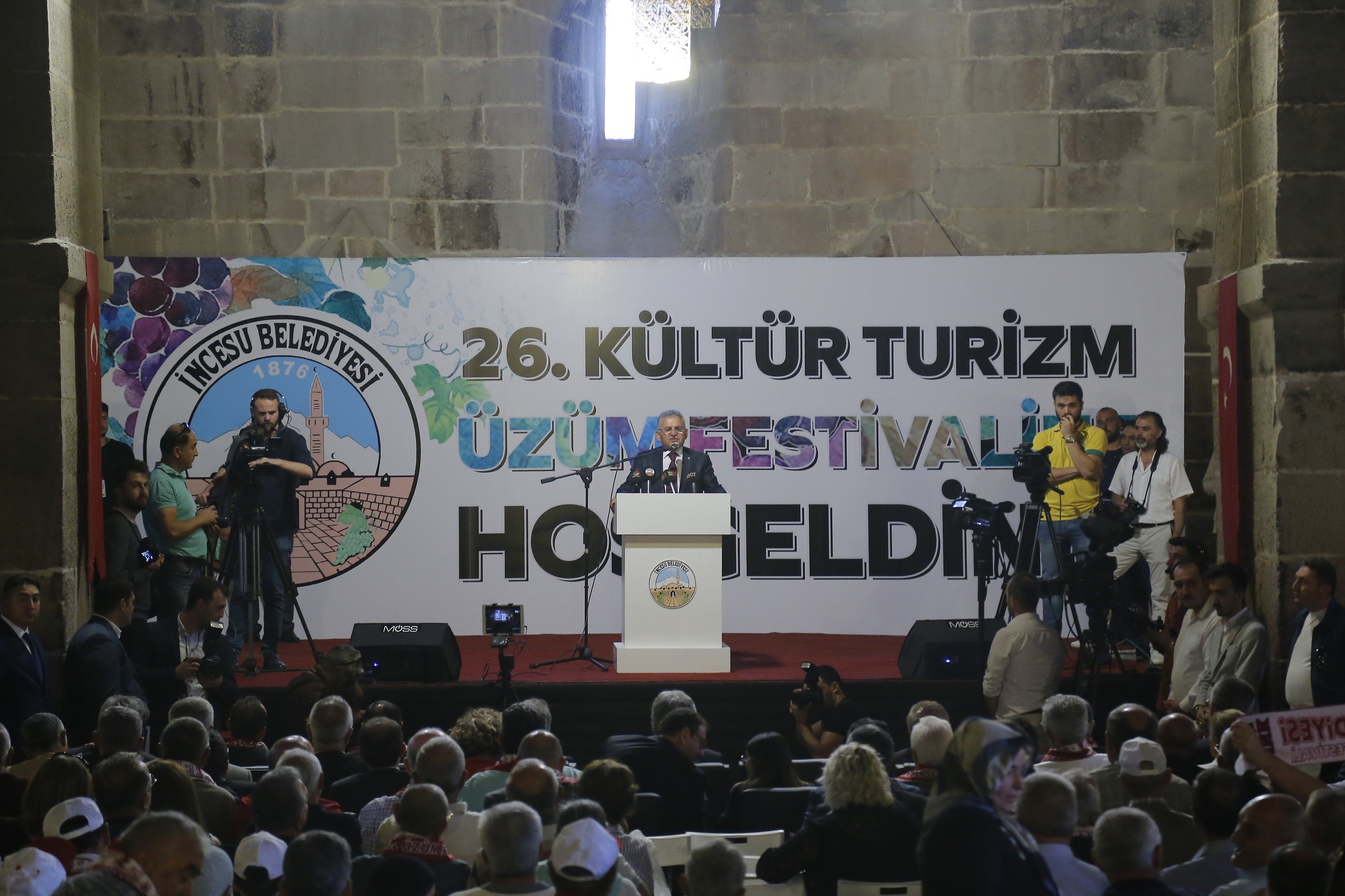 Başkan Büyükkılıç, Üzüm Festivali’ne Katıldı