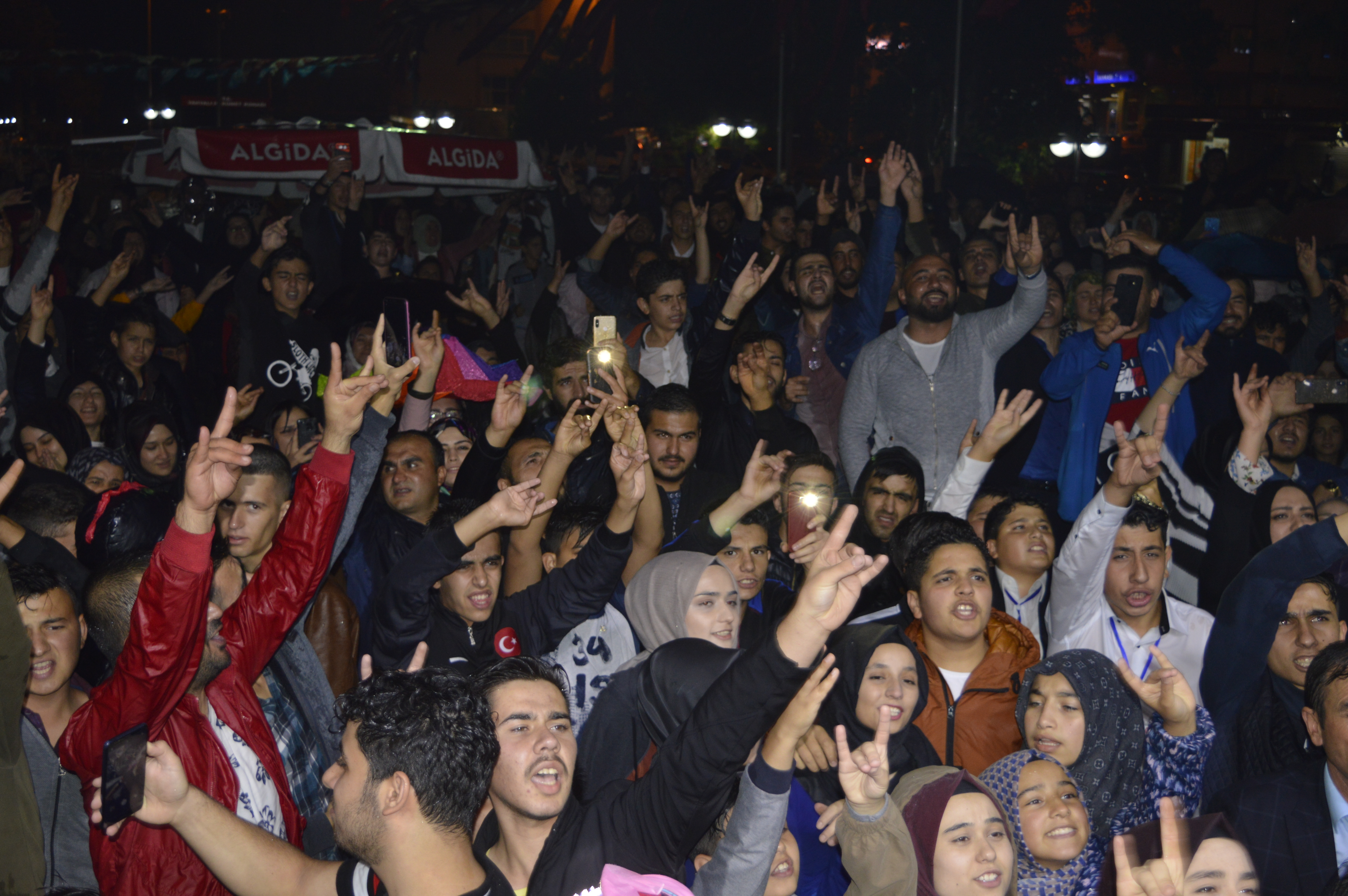 YAHYALI’DAN TEK YÜREK MESAJ: BİRLİK VE BERABERLİK