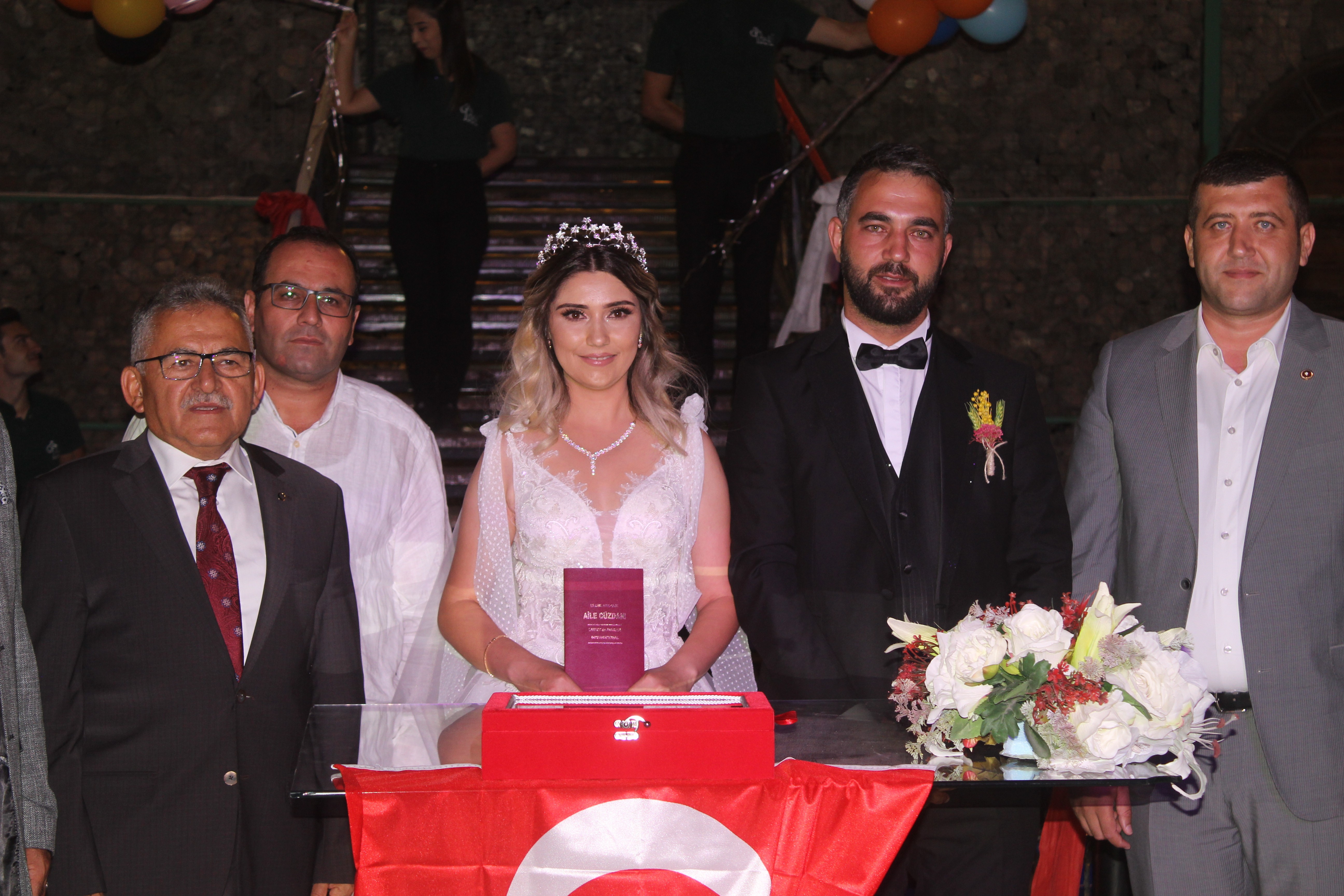 Gazeteci Aşatır’ın mutlu günü