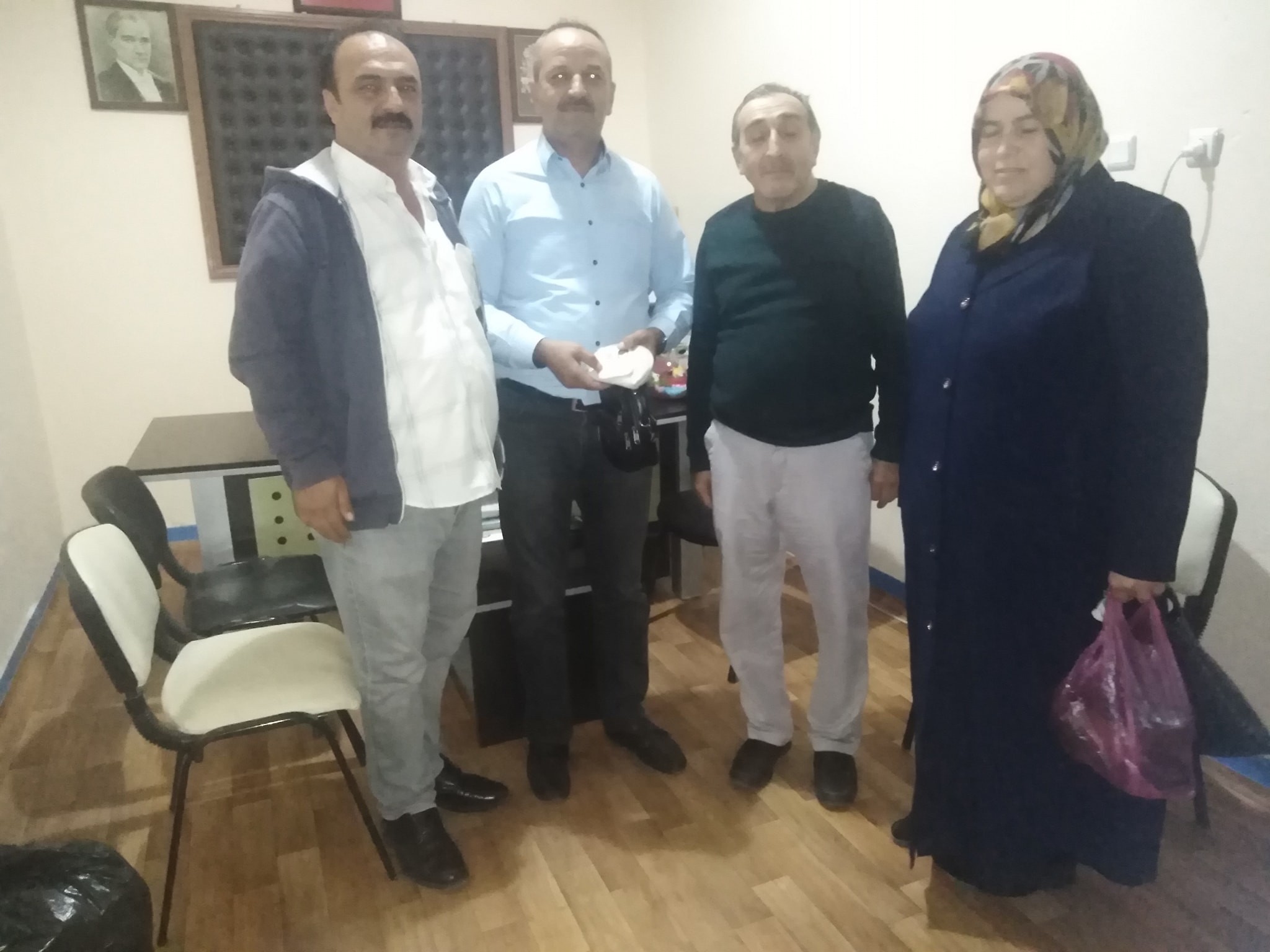 Buldukları Ziynetleri Sahibine Teslim Eden Aileye ‘Yılın Ailesi’ Ünvanı Verilecek