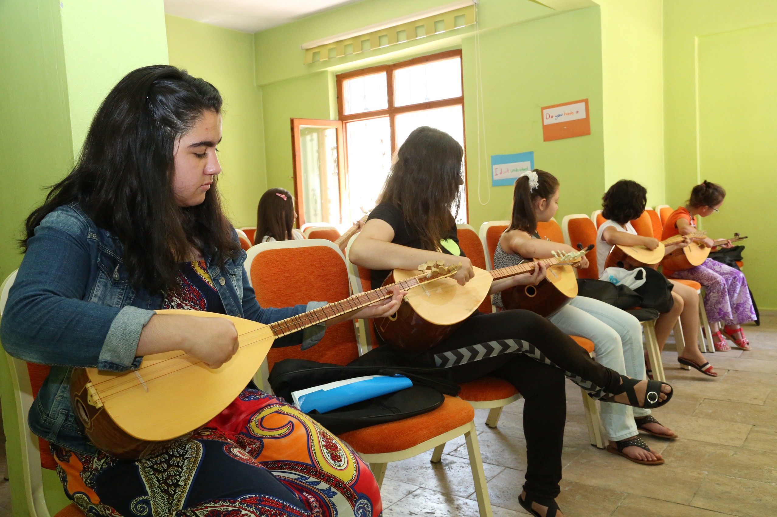 Talas’tan çocuklara sanatsal destek