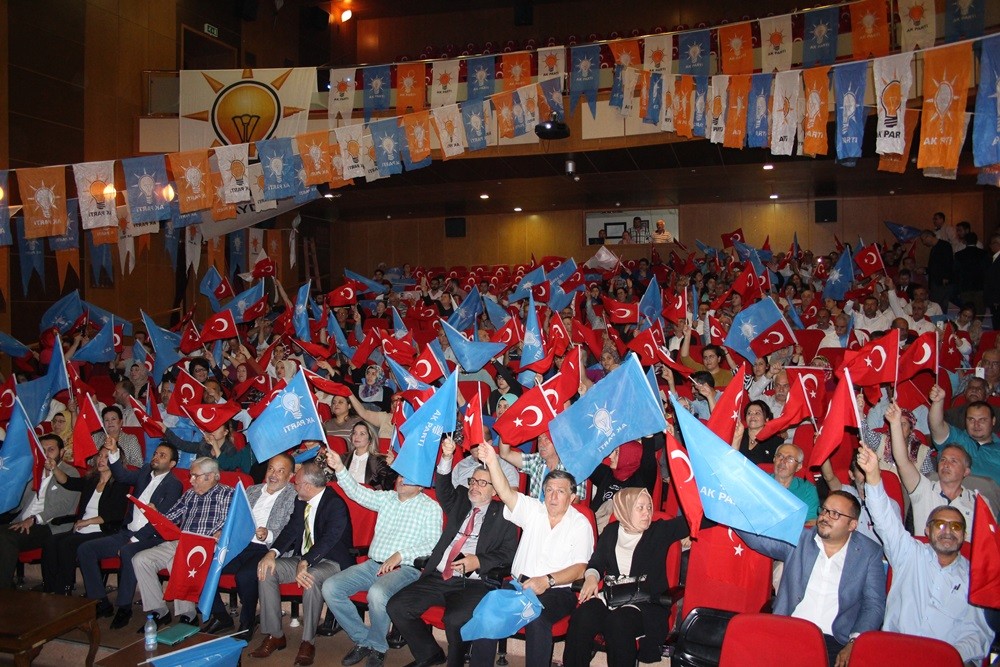 AK Parti Efeler İlçe Danışma Meclisi Toplantısı yapıldı
