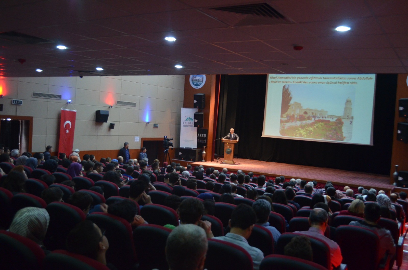 Türk Dünyası ve Hoca Ahmet Yesevi Konferansı’na büyük ilgi