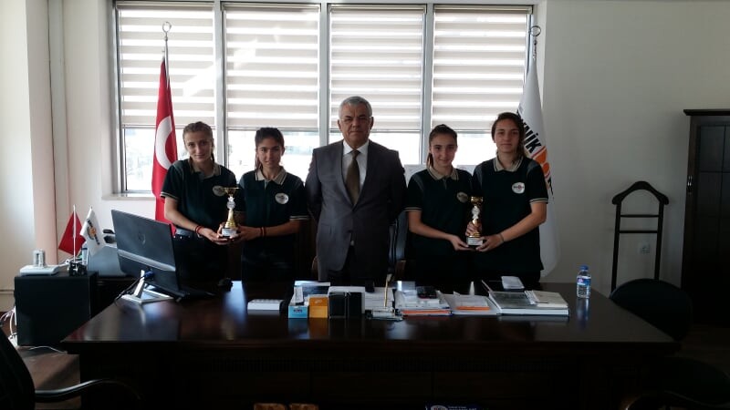 OSB Teknik Koleji öğrencilerinden atletizm başarısı