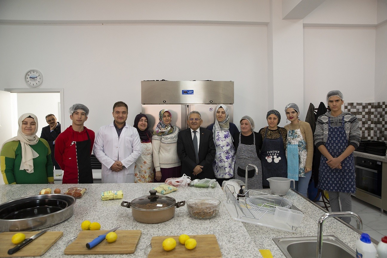 Başkan Büyükkılıç, Talas KAYMEK ve yeni konservatuvarda