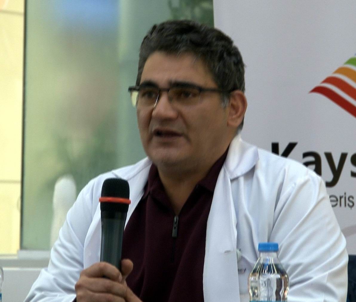 KBB Uzmanı Topçu: “Öksürük akciğerleri koruma mekanizmasıdır”