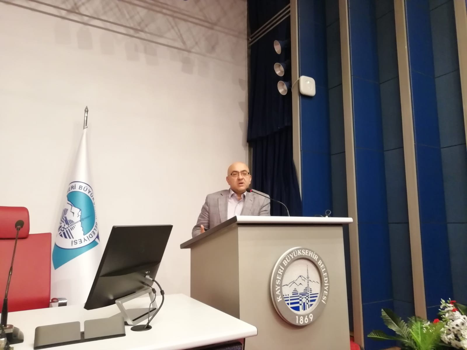 Kayserili taksicilere ‘Turist Dostu Taksi’ eğitimi verildi