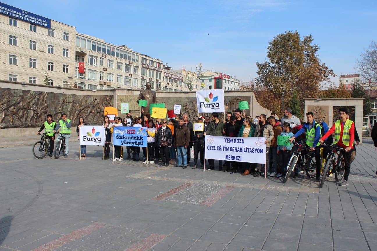 Furya Derneği, otizmli çocuklar için yürüdü