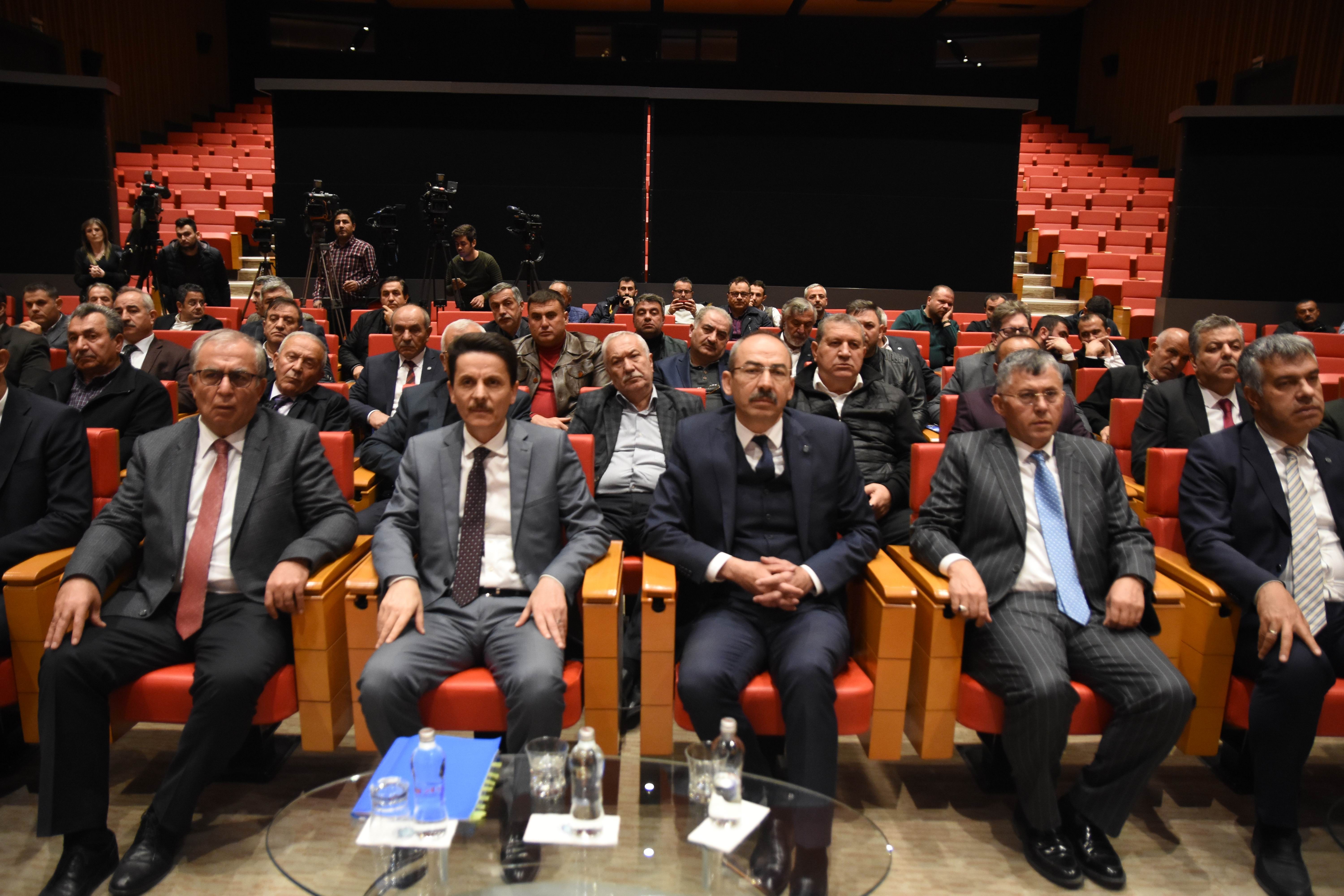 Ömer Gülsoy: “Devlet ve millet menfaatini kendi menfaatlerimiz üstünde tutarak çalışmalıyız”