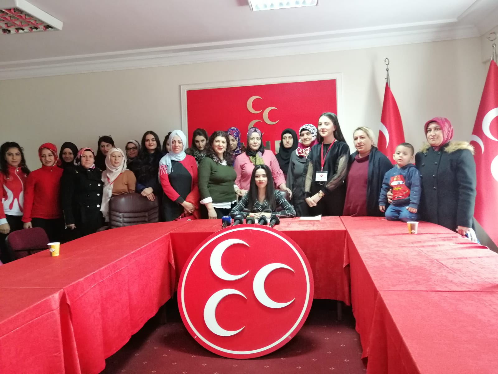 AKILLI: “SİZLER HERHANGİ BİR DEVLETİN DEĞİL, TÜRK DEVLETİ’NİN KADINLARISINIZ”