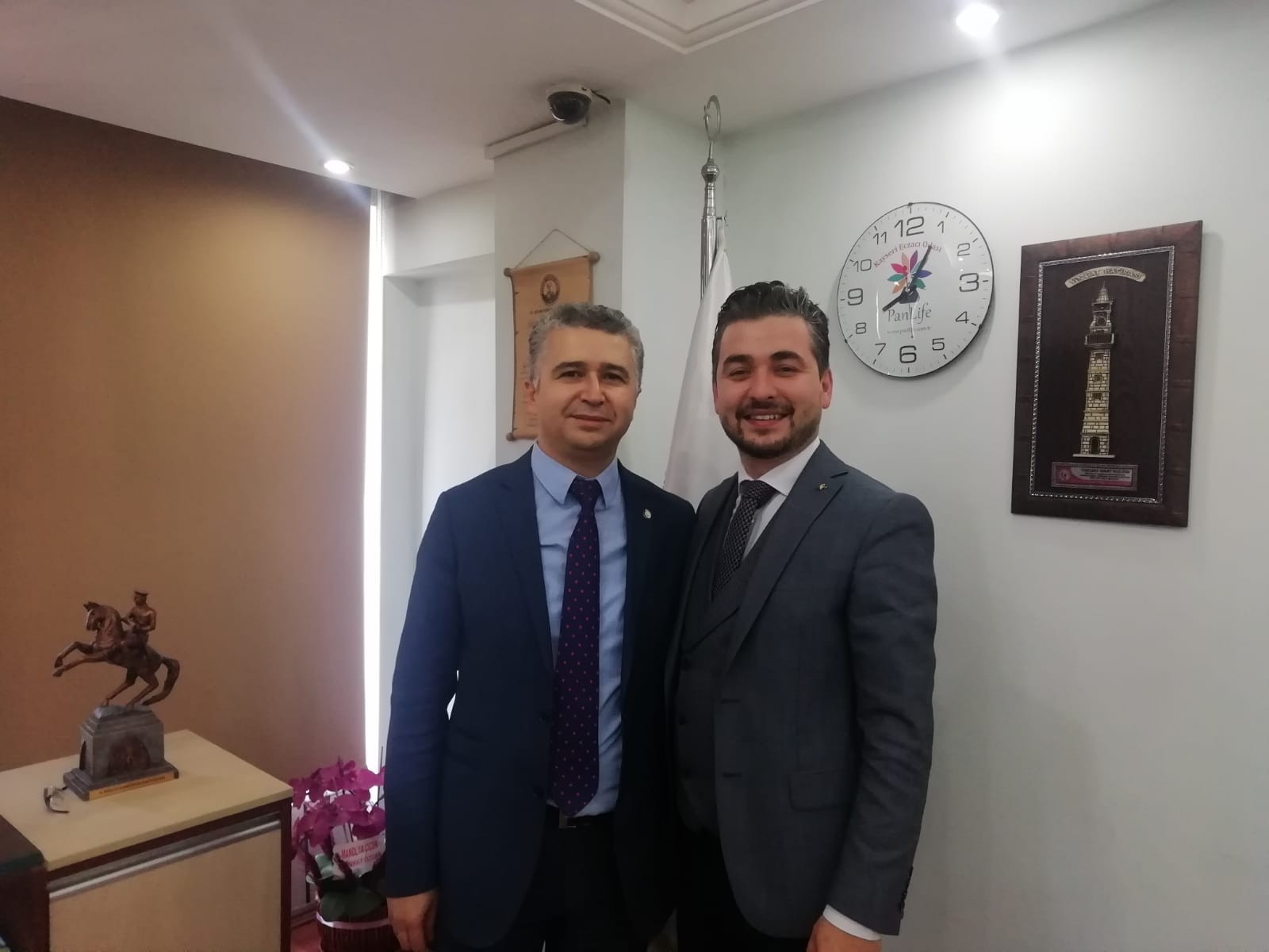 Kayseri Eczacı Odası Başkanı Oğuzhan Ulutaş, Türkiye Eczacılar Birliği Denetleme Kurulu Başkanı oldu