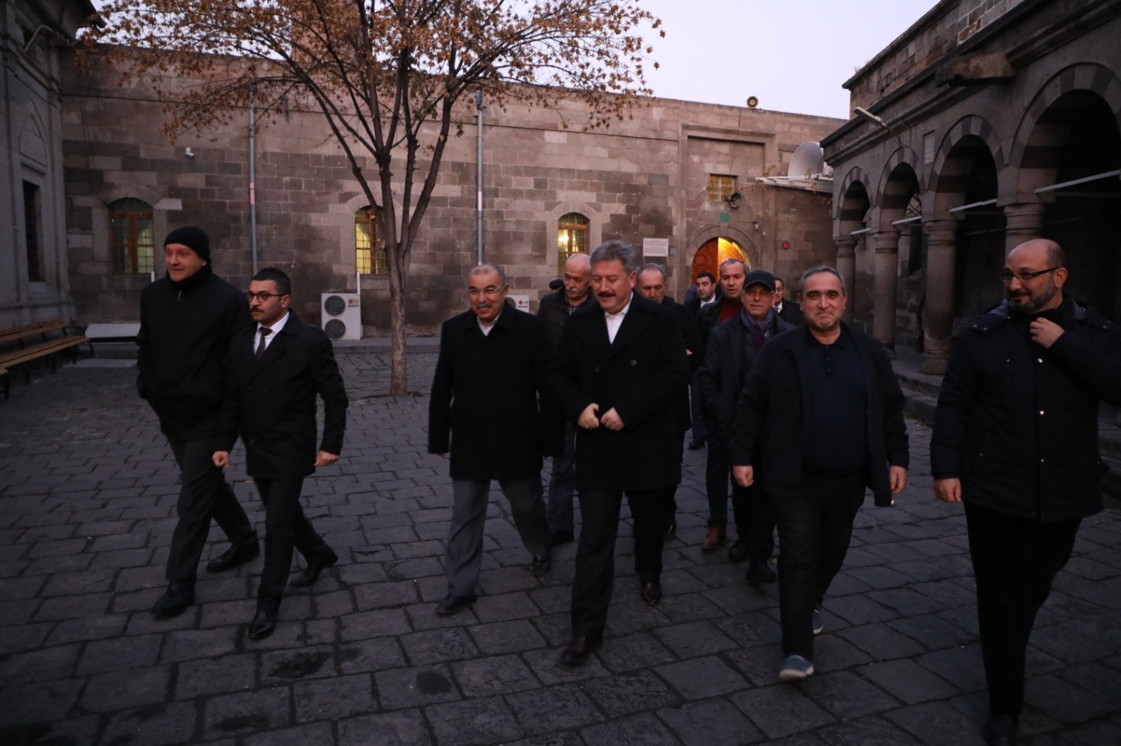 Başkan Palancıoğlu güne Camikebir’de başladı