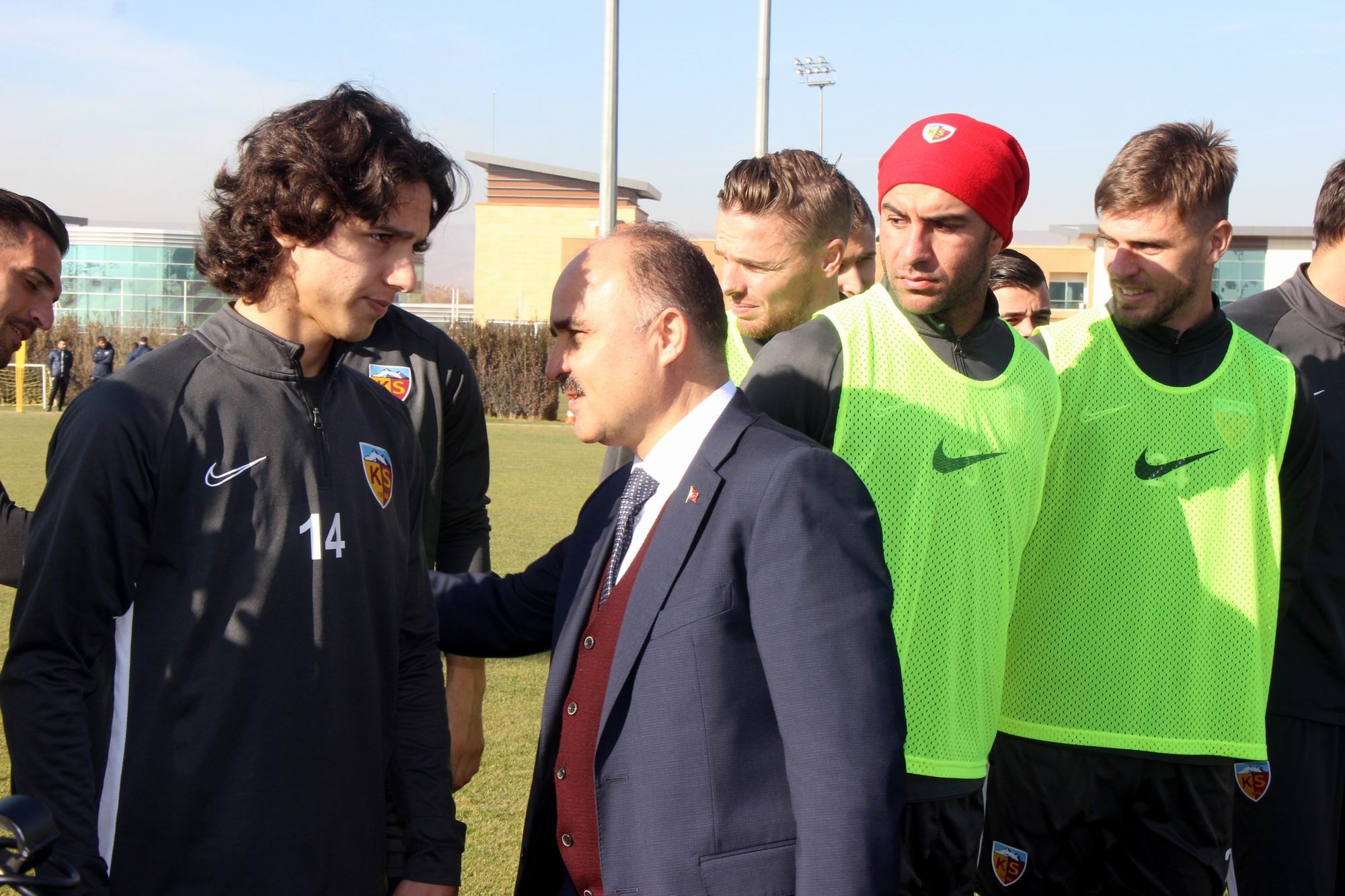 Bülent Uygun: “Ligde kalmak istiyorsak bu galibiyetlere ihtiyacımız var”