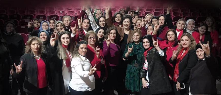 SOYSAL’DAN KADINLARA “SİYASET YAPIN” ÇAĞRISI