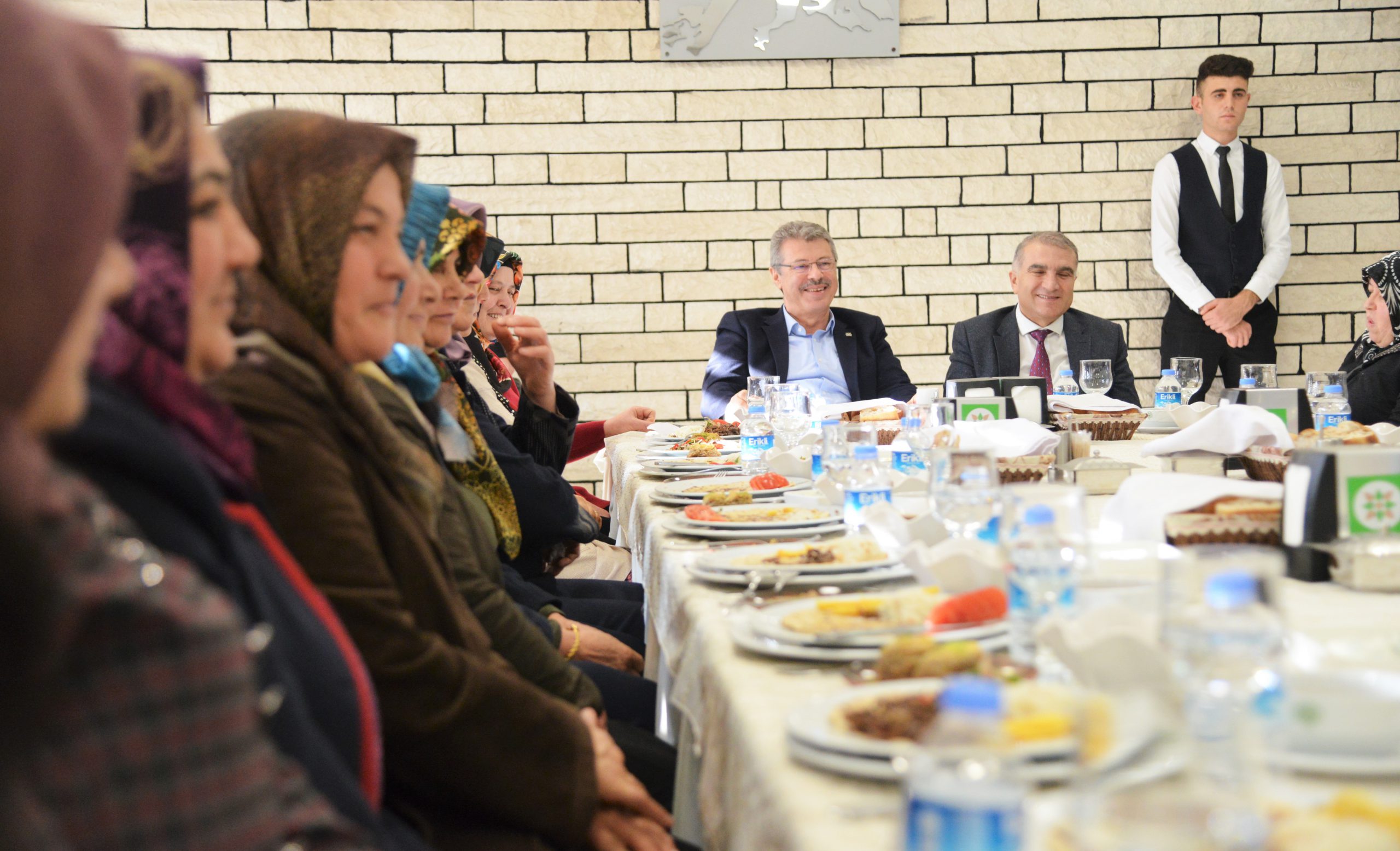 Kadın çiftçiler Kayseri Şeker’de