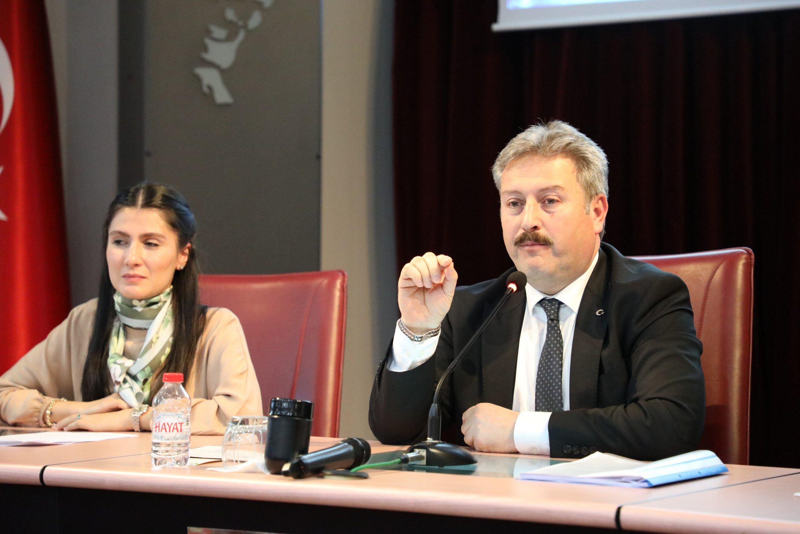 Başkan Palancıoğlu, “Duygu sömürüsüne izin vermeyin, dilenciliğe alıştırmayın”