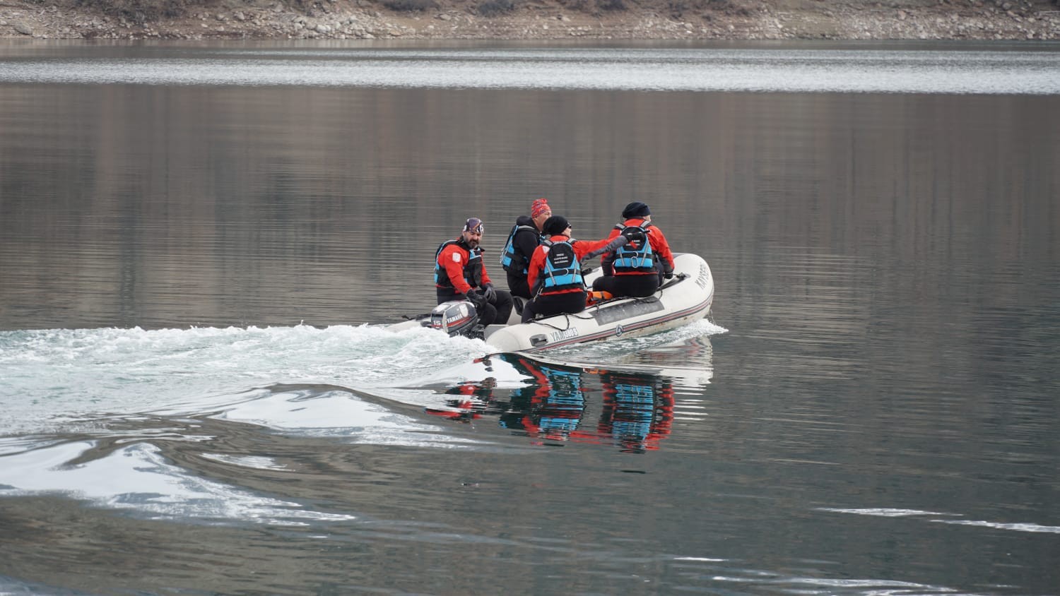 Türkuaz arama kurtarma ekipleri üniversiteli Gülistan’ı aramaya başladı