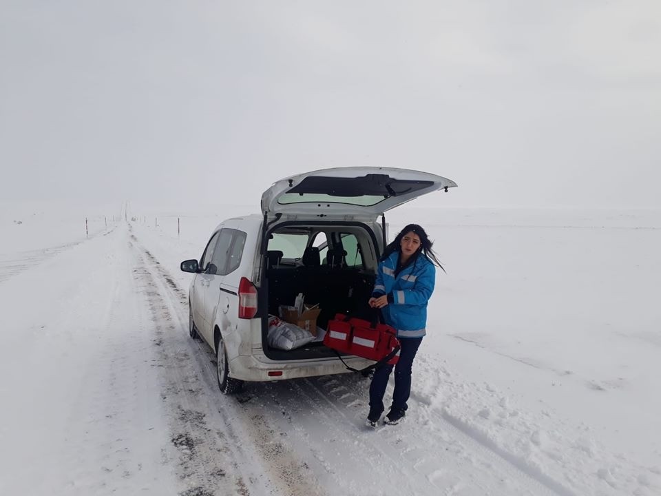 Zorlu kış şartları Evde Sağlık Hizmetleri Ekibini engelleyemiyor