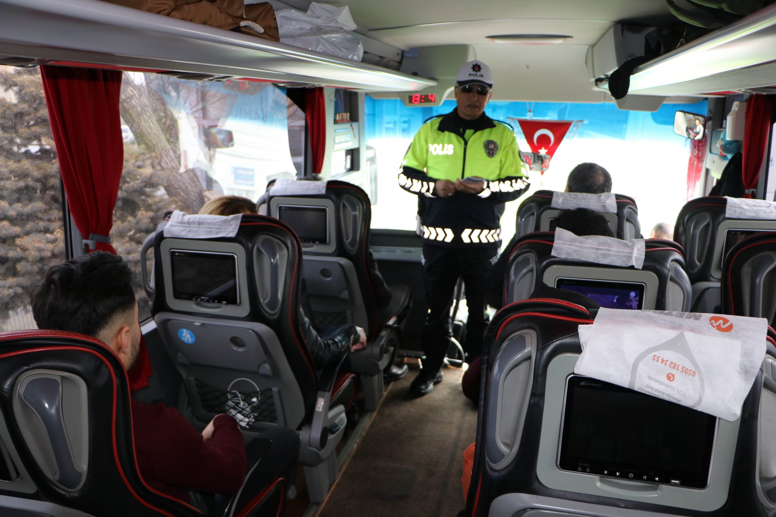 Yolcu otobüslerinde ‘Emniyet kemeri’ ve ‘Lastik’ denetimi