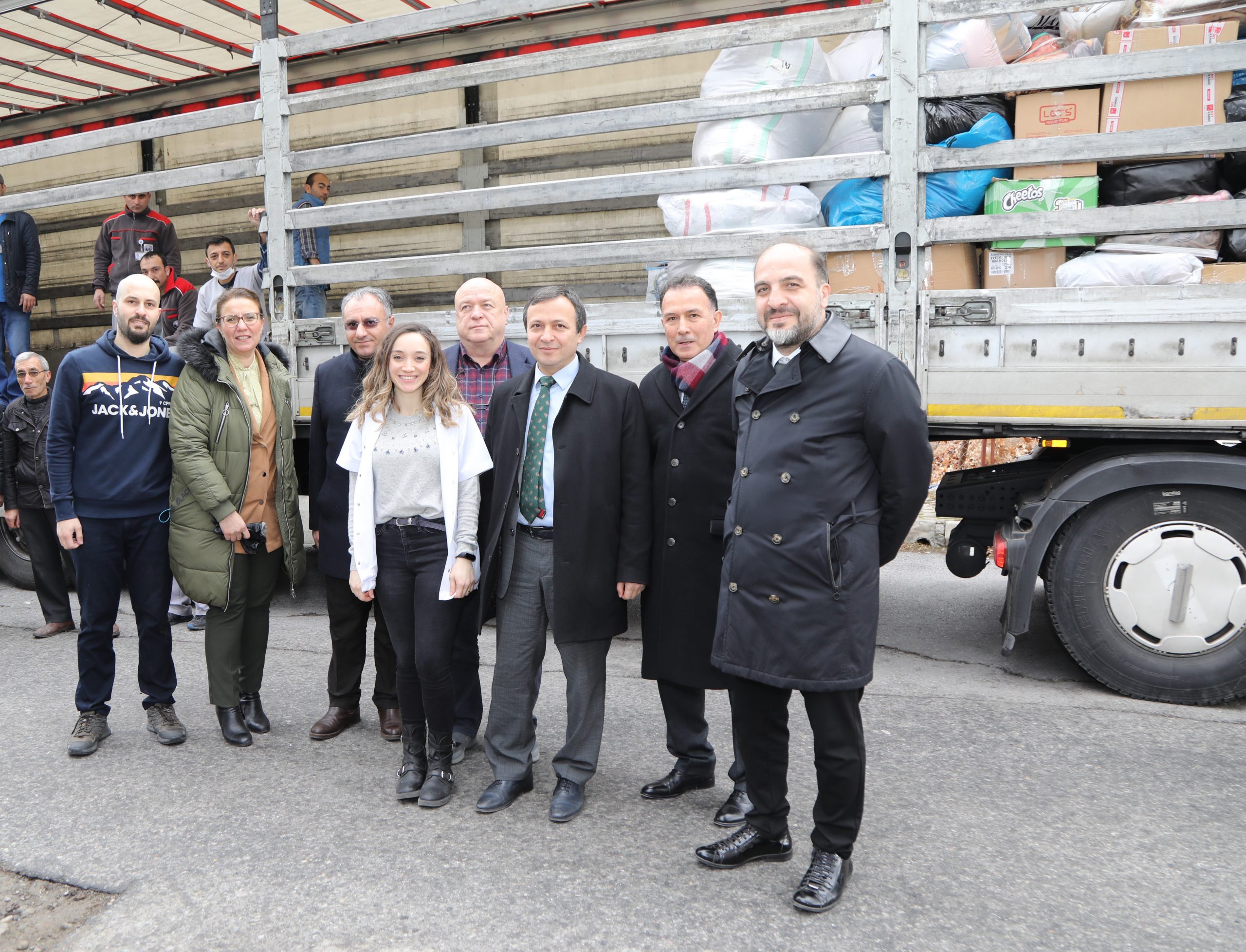 ERÜ’den Elazığ’a yardım eli