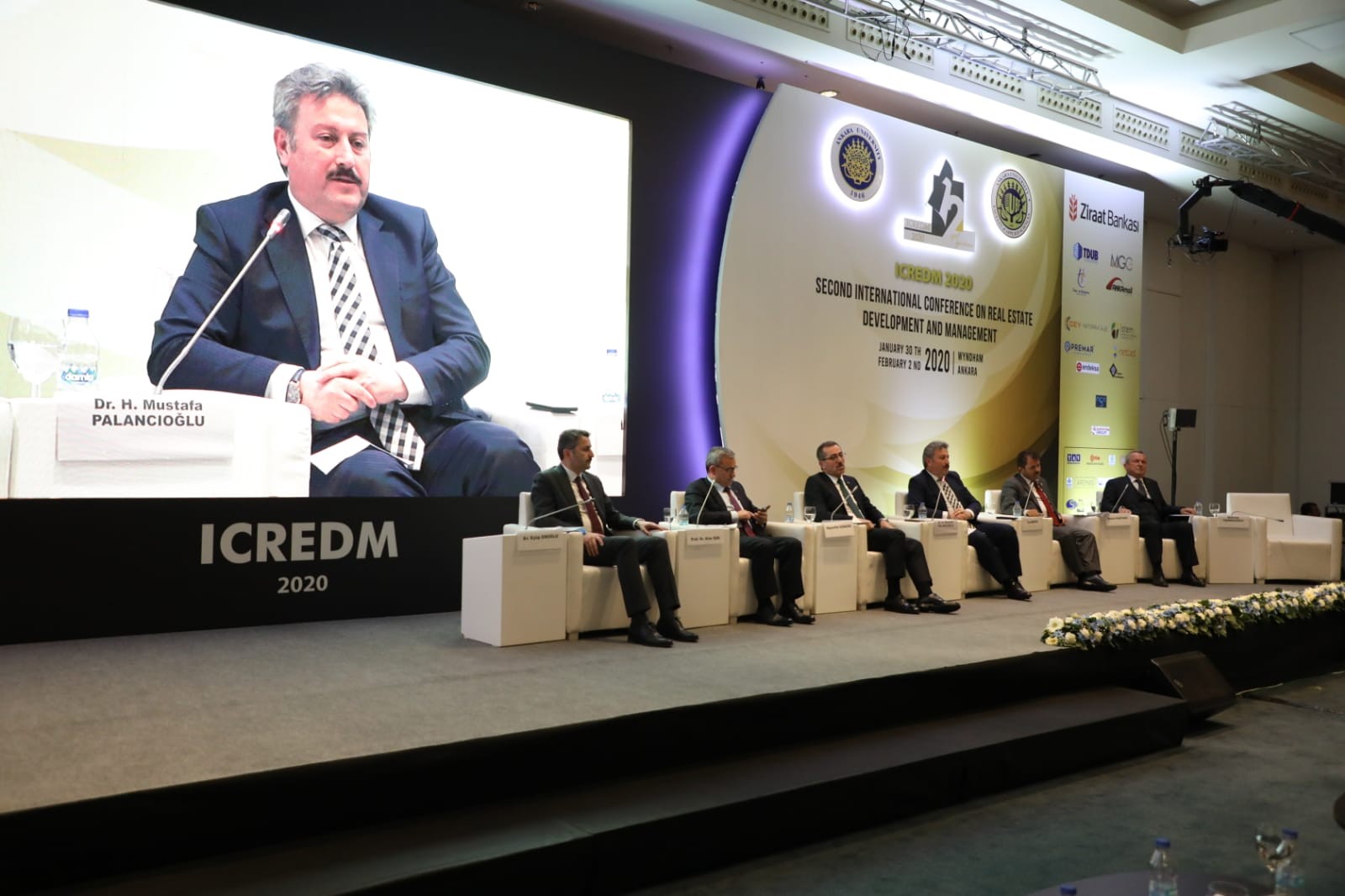 Başkan Palancıoğlu, Gayrimenkul Konferansına katıldı