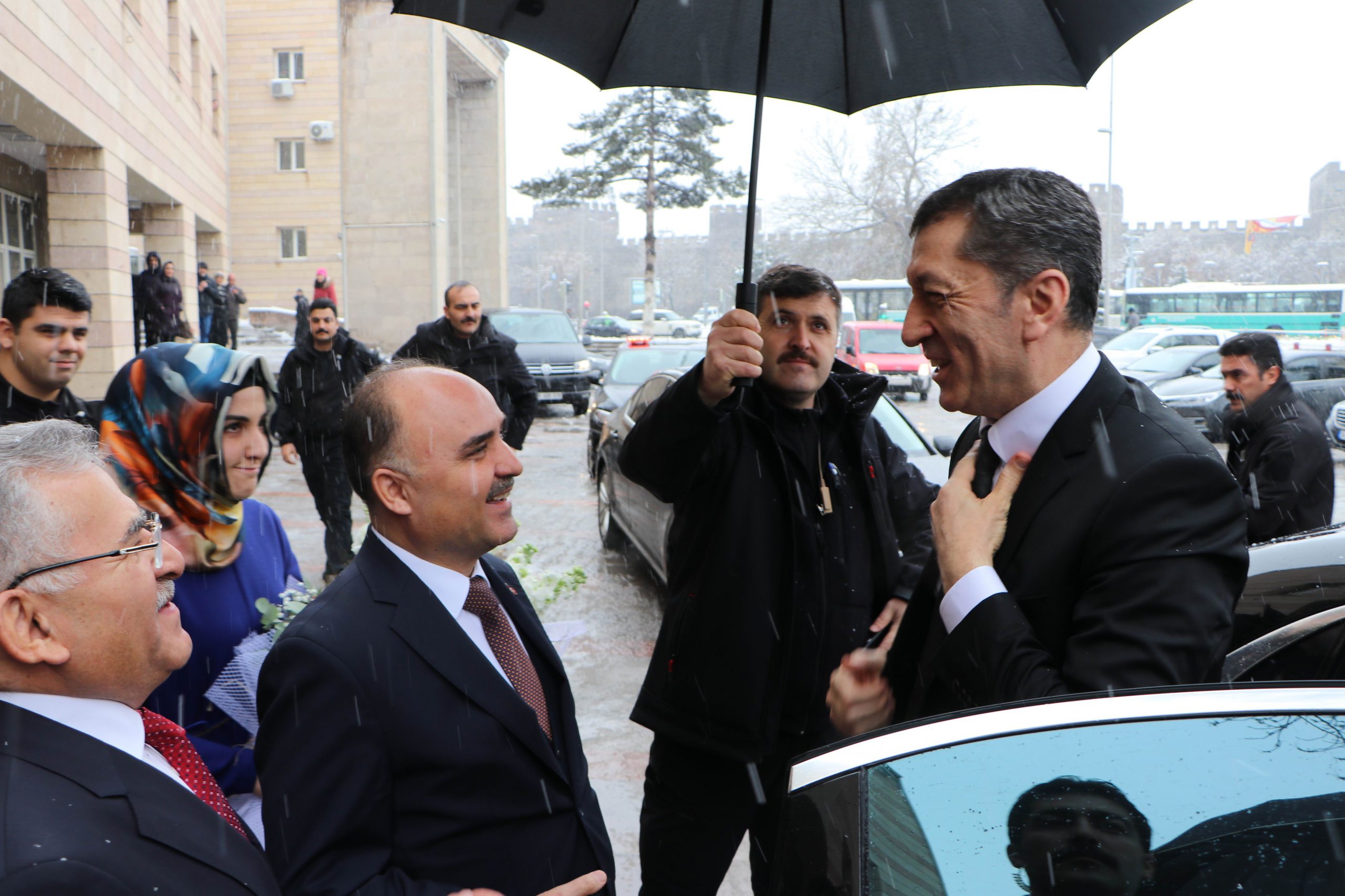 Bakan Selçuk: “Öğrencilerimizin atölyeler ile tecrübe edinmesi bizim için önemli”