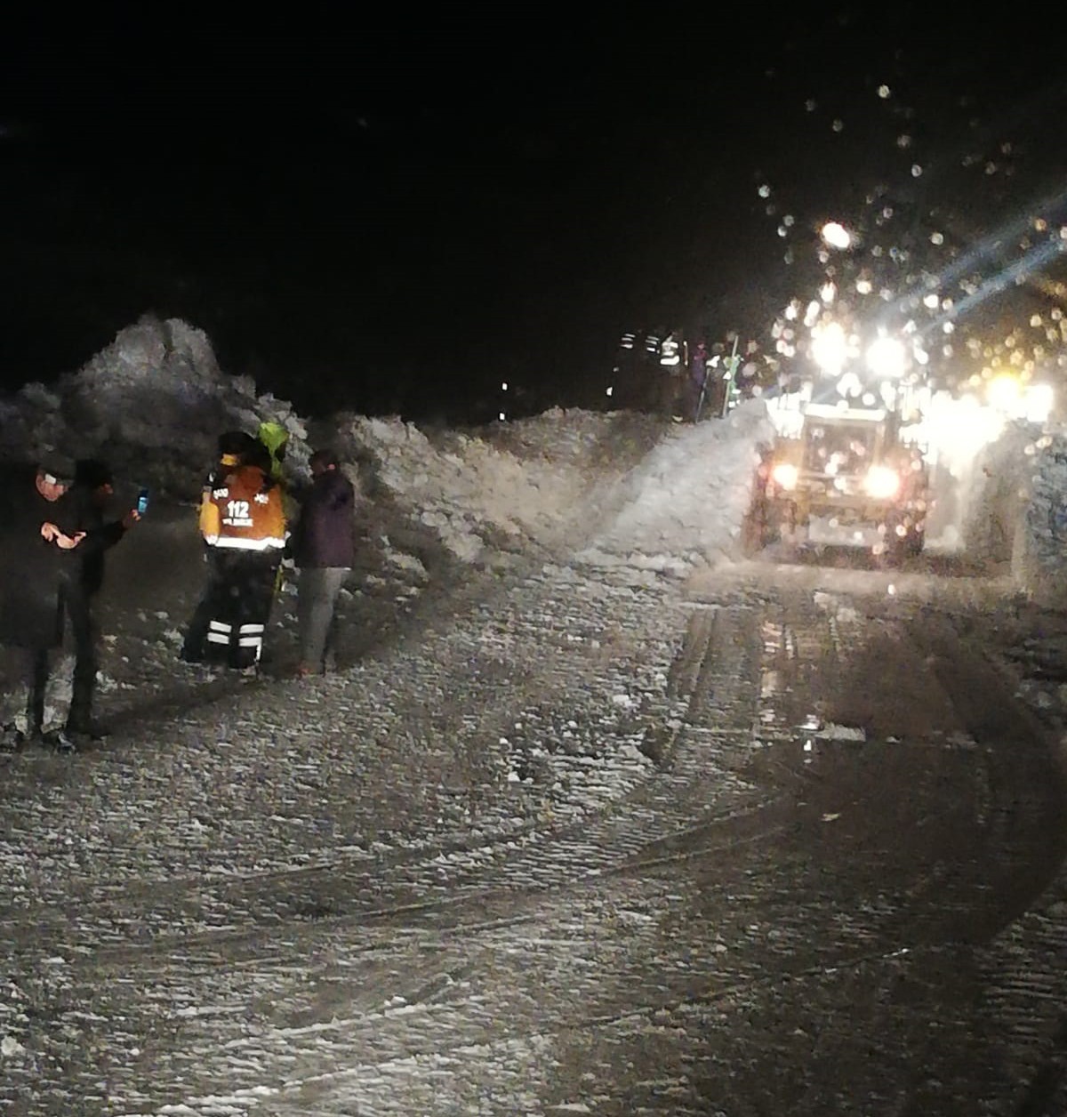Kayseri’de çığ düştü, ulaşım aksadı