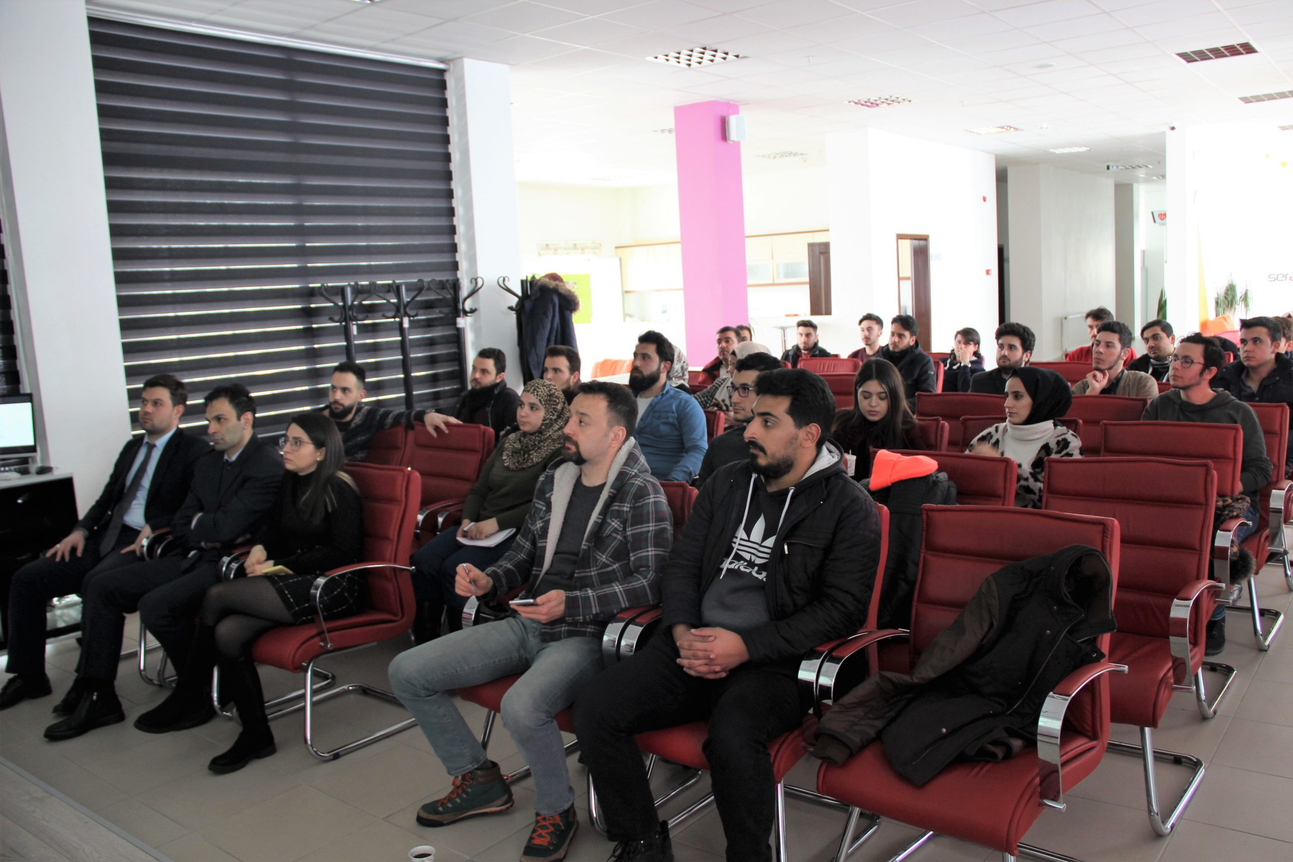 ‘Fikir Fabrikası Çok Uluslu Girişimcilik Programında’ Girişimciler Prototip Üretmeye Başlıyor
