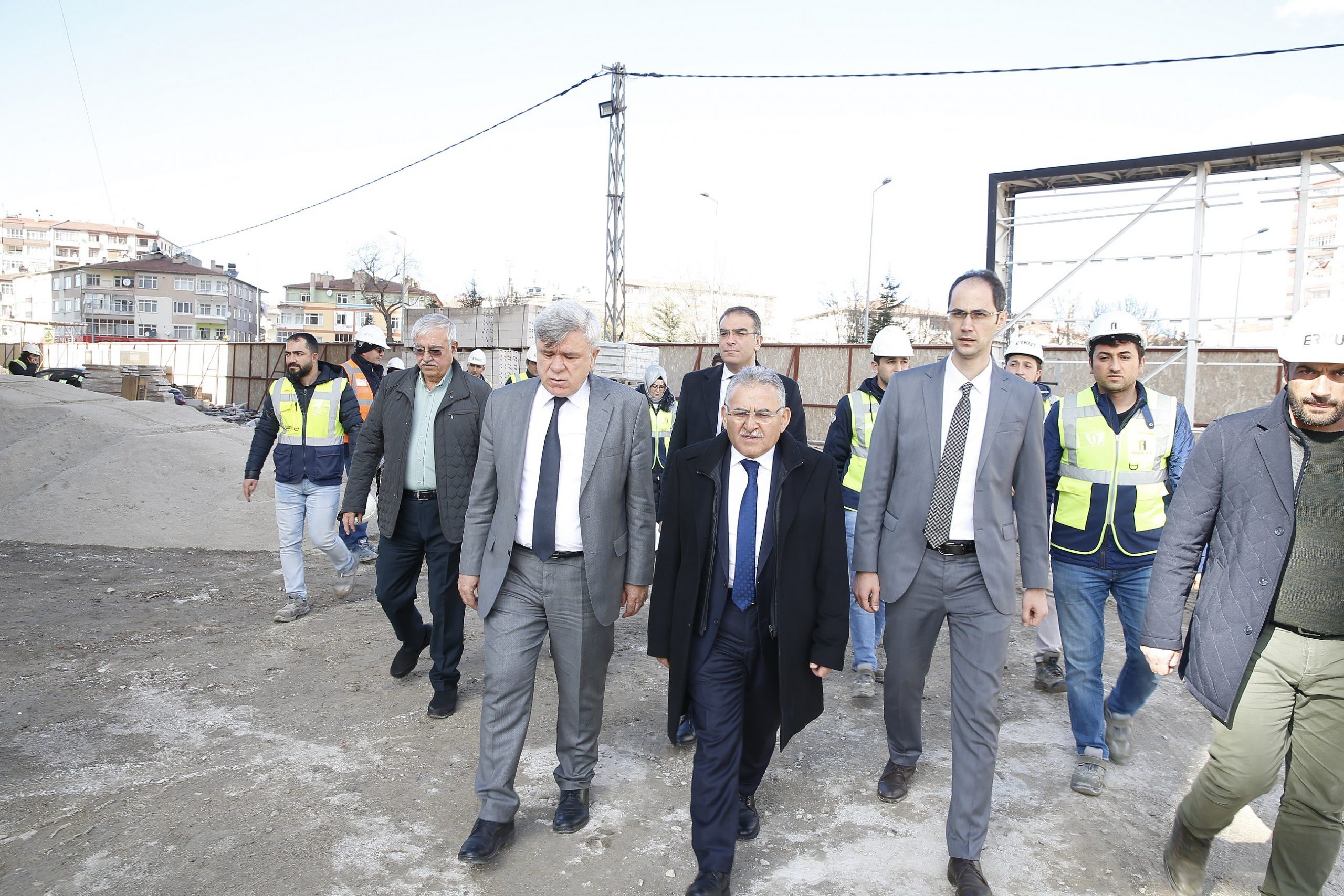 Belediye tarihinin en büyük projesinin ilk etabında sona doğru