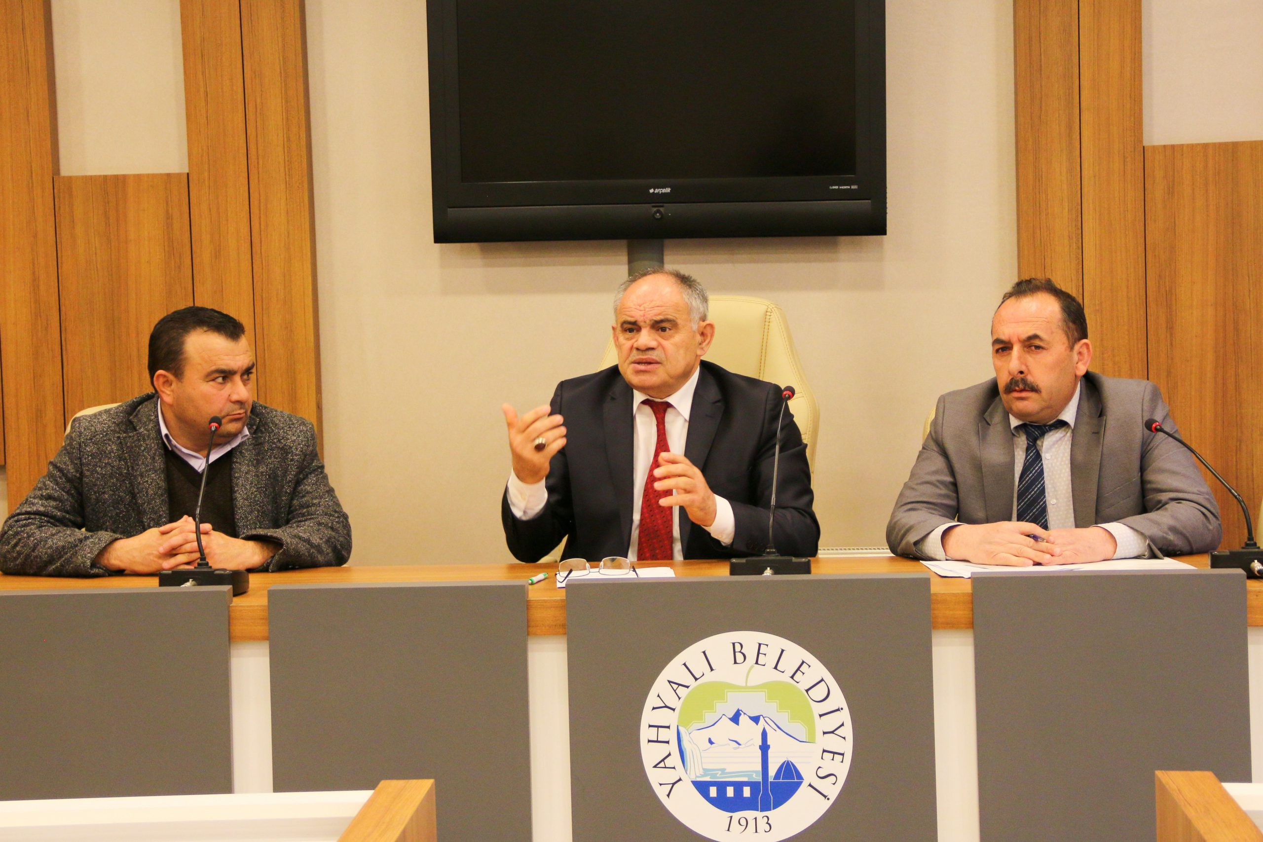 Başkan Öztürk, ticari taksicilerle toplantı düzenledi