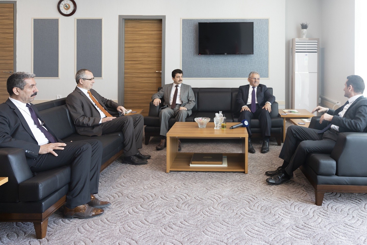 Başkan Büyükkılıç, Tarım ve Orman İl Müdürlüğü ile Kayseri Orman Bölge Müdürlüğü’nü ziyaret etti