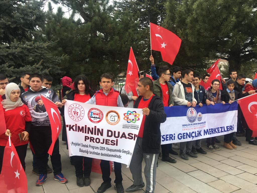 Özel çocuklardan şehitler için ‘Kiminin Duası’ etkinliği
