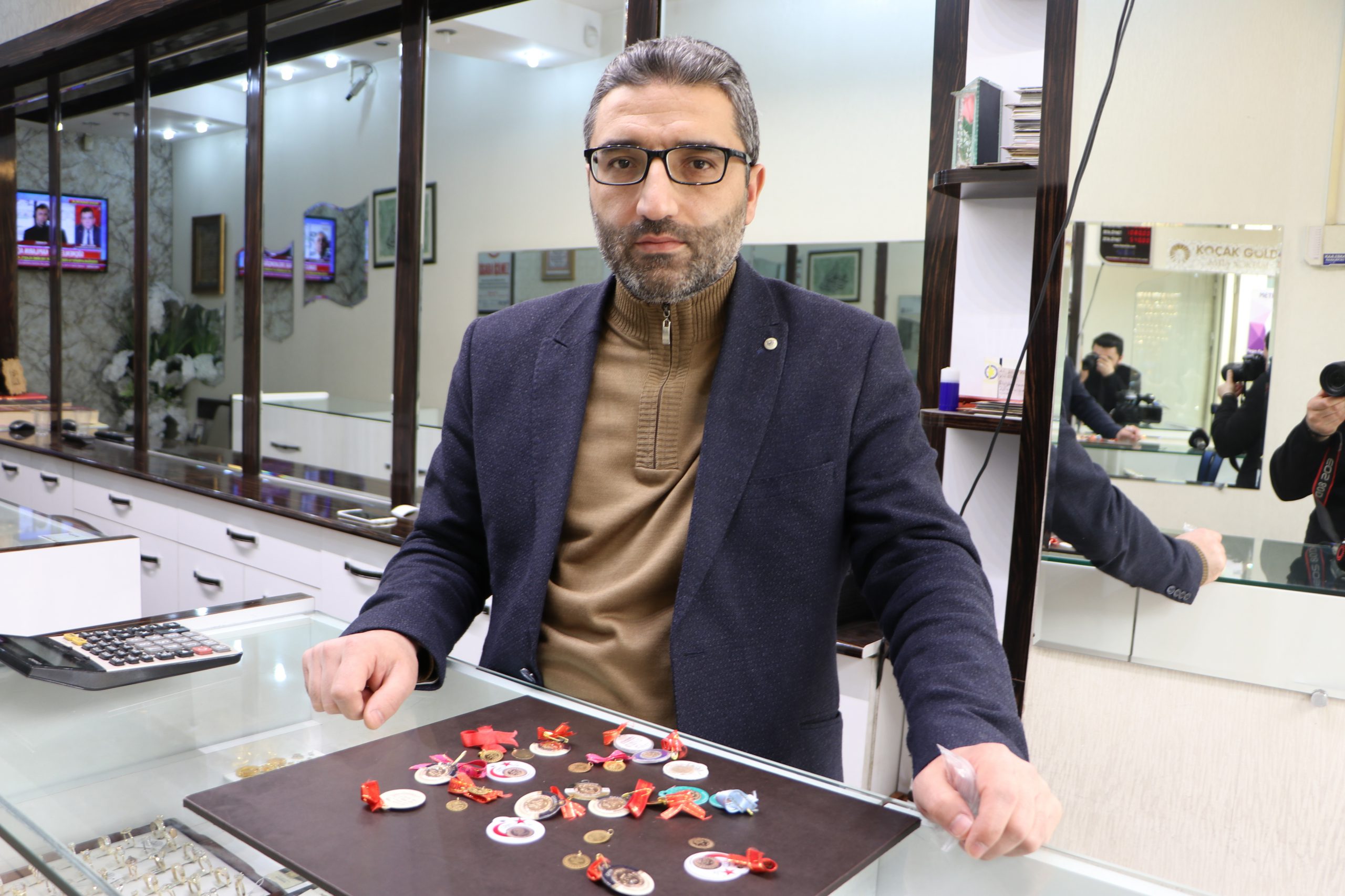 1 gramlık ve yarım gramlık altınların satışında artış yaşandı