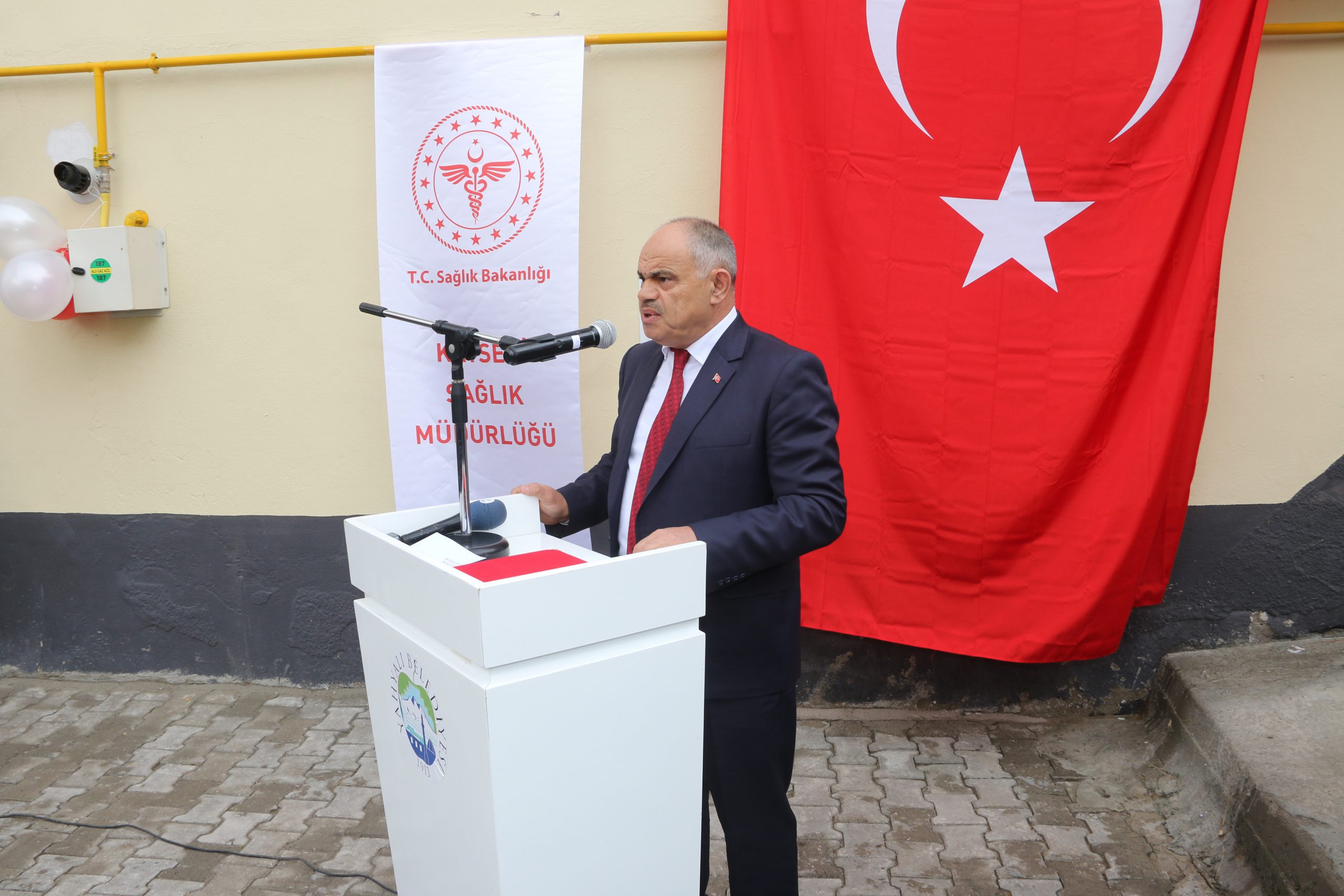 Yahyalı’da 112 Acil Çağrı İstasyonu ve Okuma Salonu Açıldı