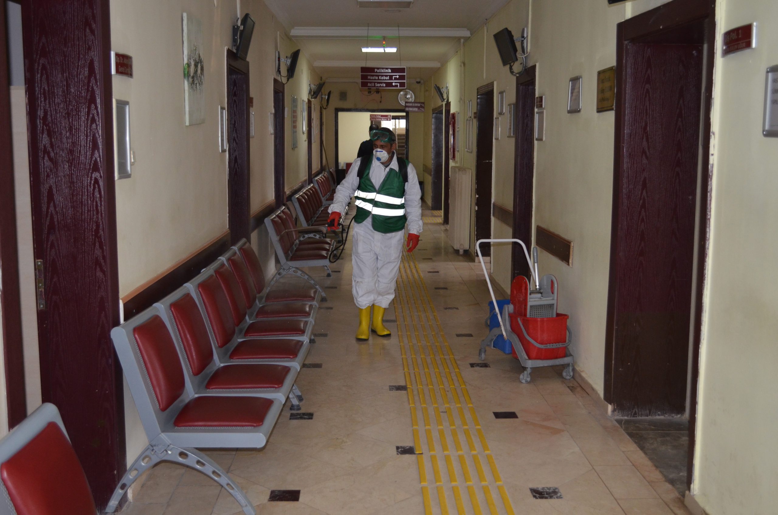 Bünyan Belediyesi İlçe Devlet Hastanesi dezenfekte edildi