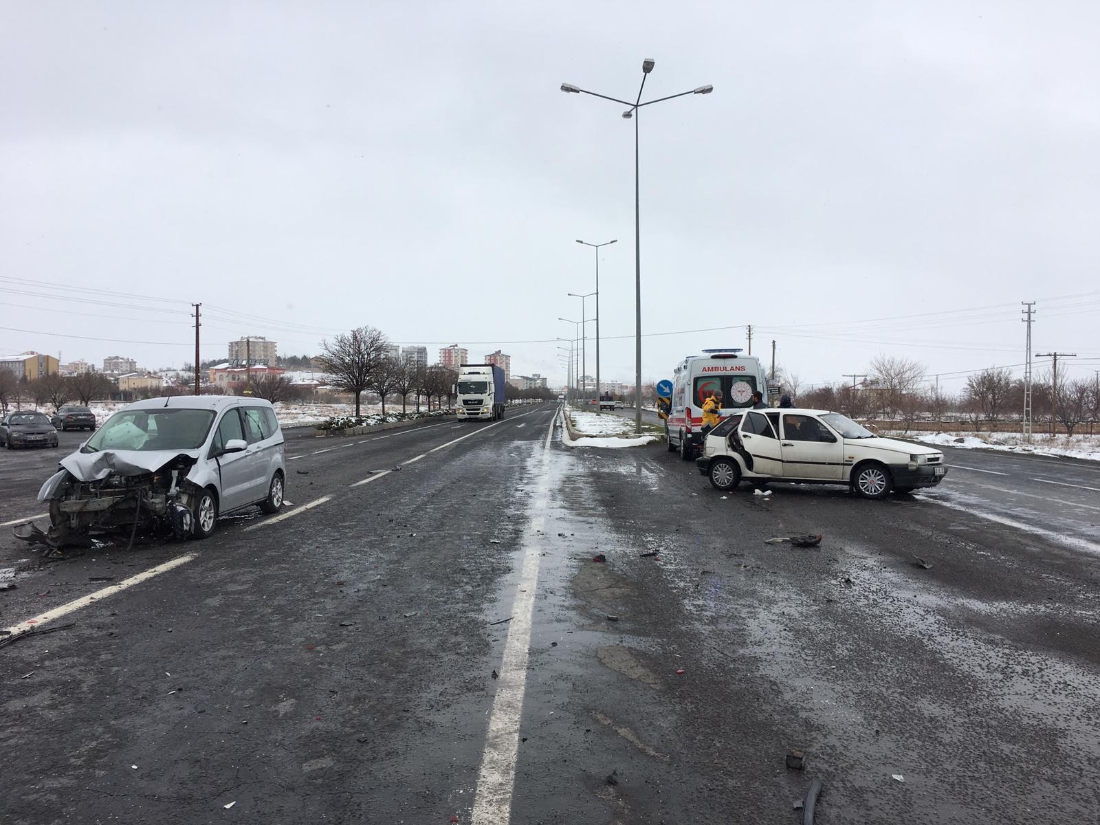 İncesu’da otomobiller çarpıştı: 1 yaralı