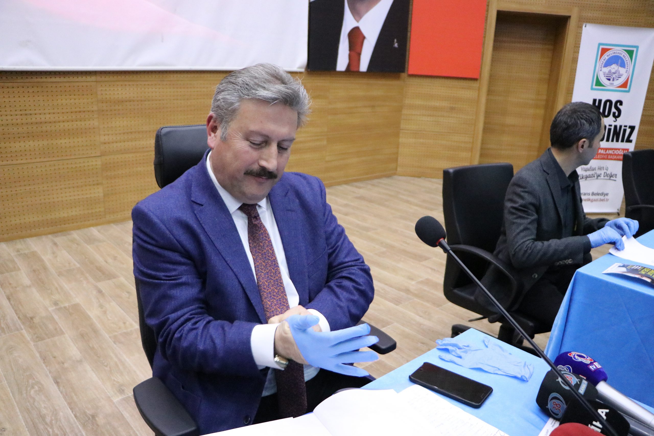 Melikgazi’de ‘Korona virüs’ için olağanüstü meclis toplantısı