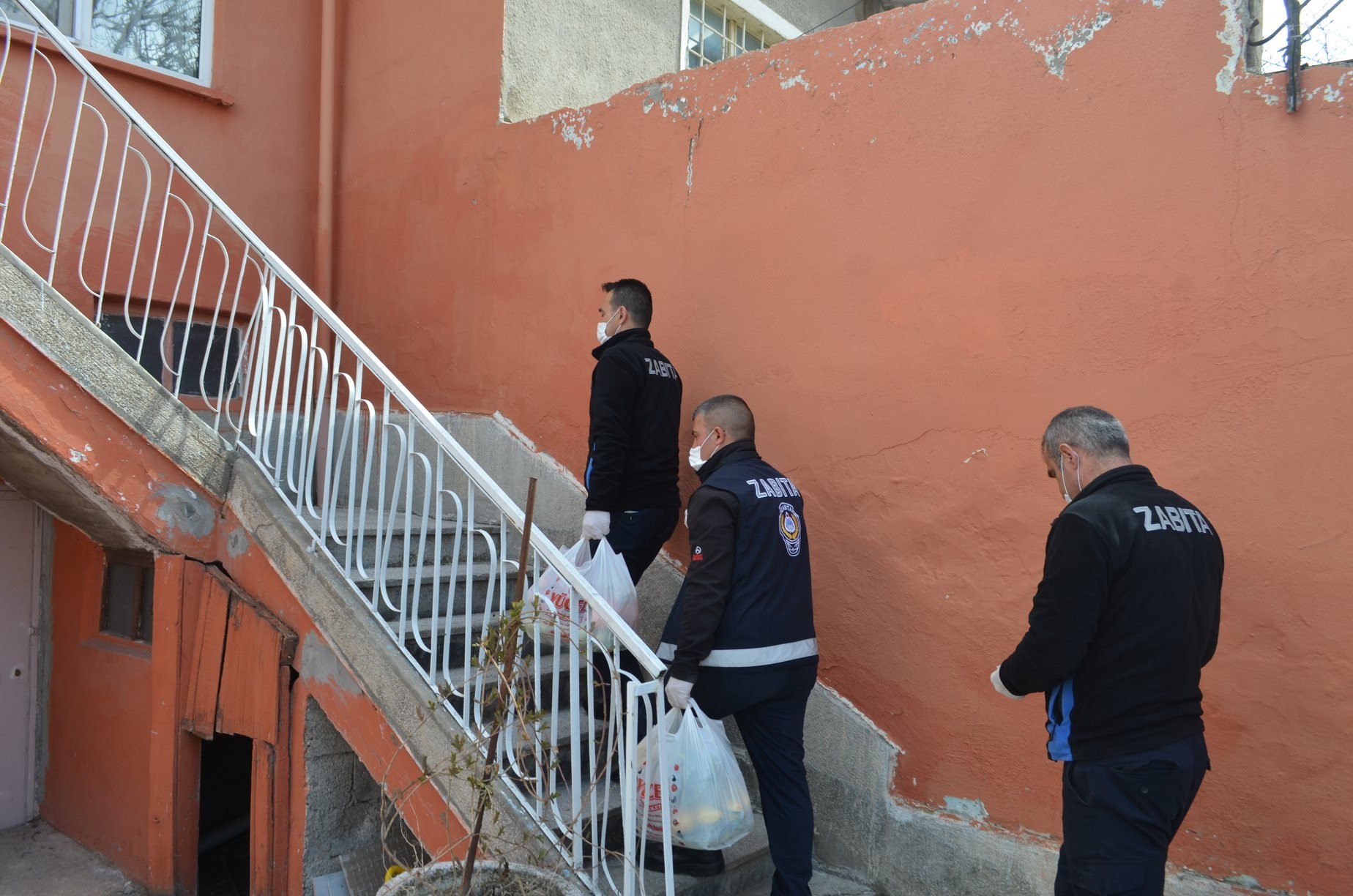 Bünyan Belediyesi yaşlılara şefkat elini uzatmaya devam ediyor