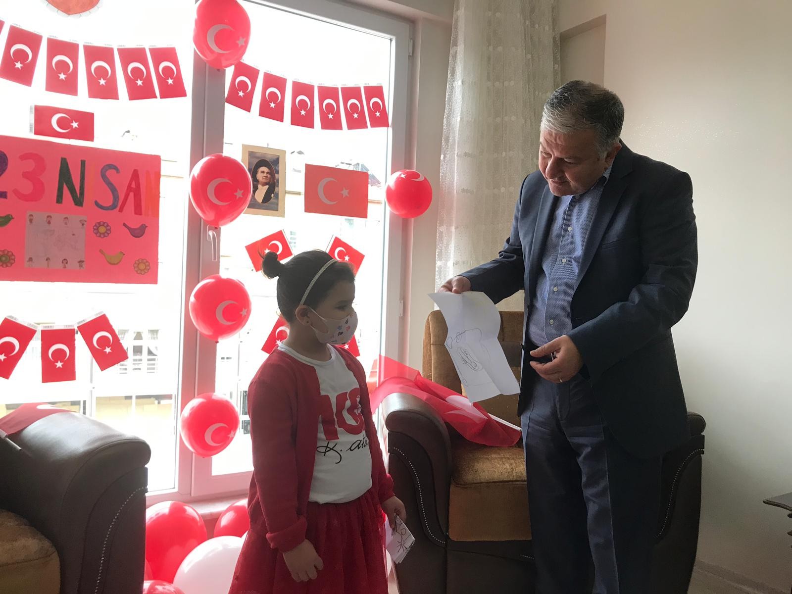 Kaymakam Duru 23 Nisan’da yetim çocukları unutmadı