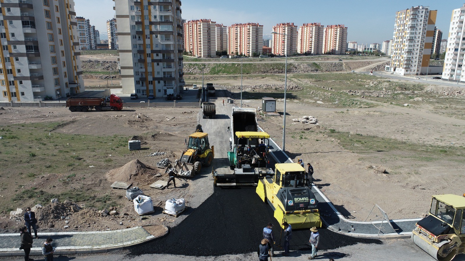 İldem Fatih Mahallesi asfaltına kavuştu