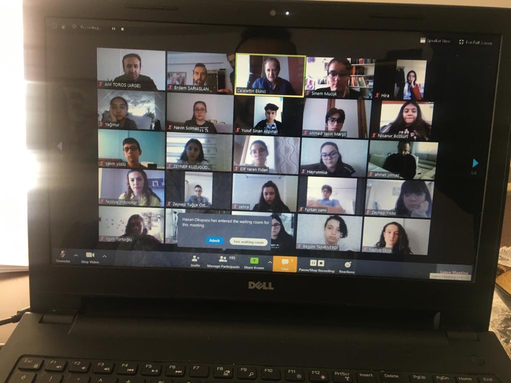 İl Milli Eğitim Müdürü, öğrencilerle telekonferansta buluştu