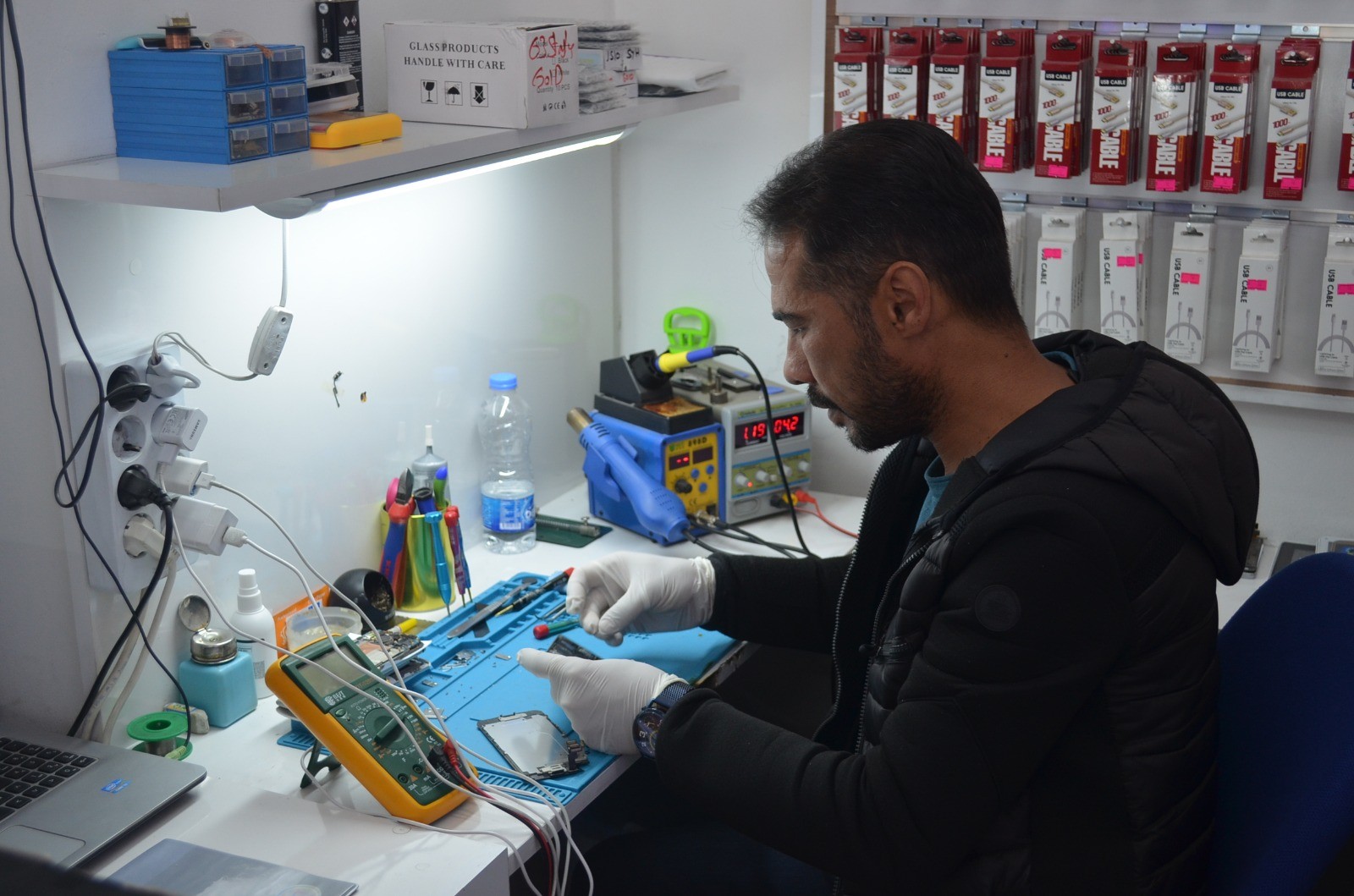 Develi’de esnafa korona virüs darbesi