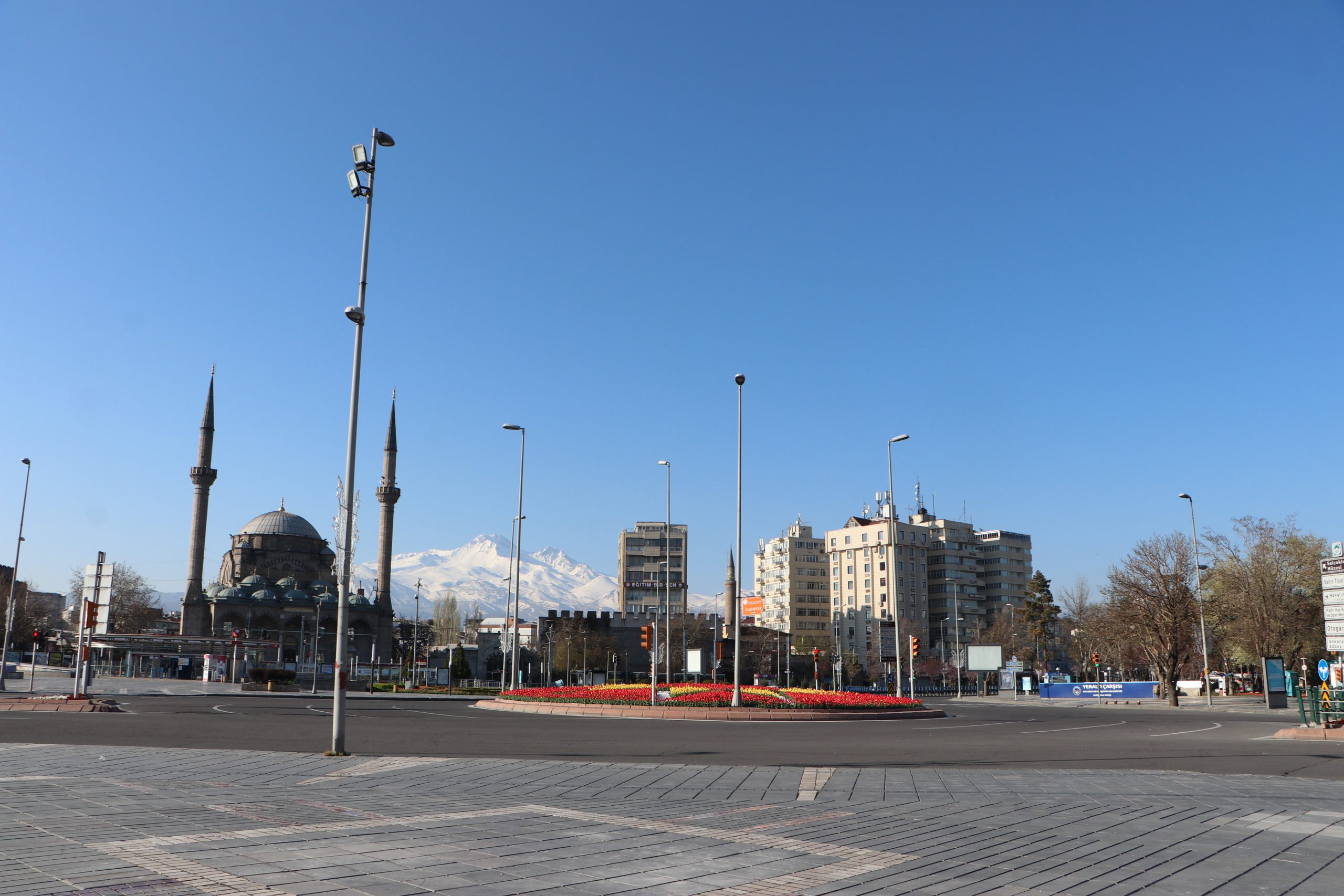 Kayseri’de sokaklar boş kaldı