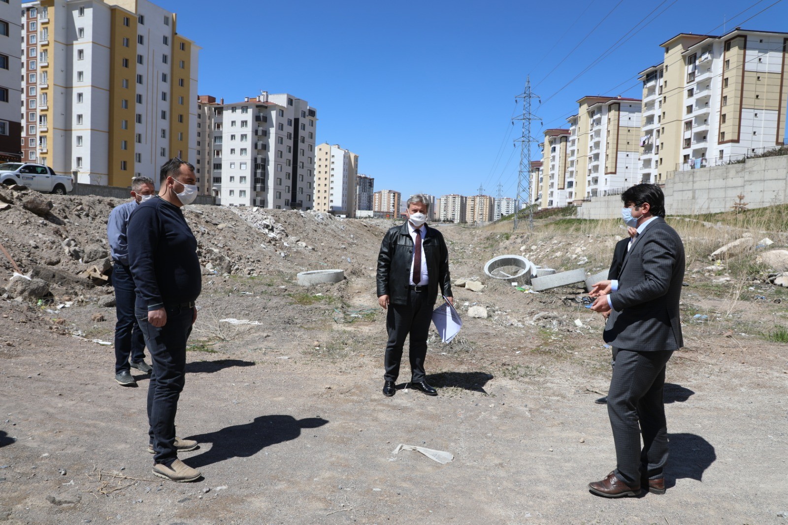 Esnaf TOKİ bölgesi canlanıyor