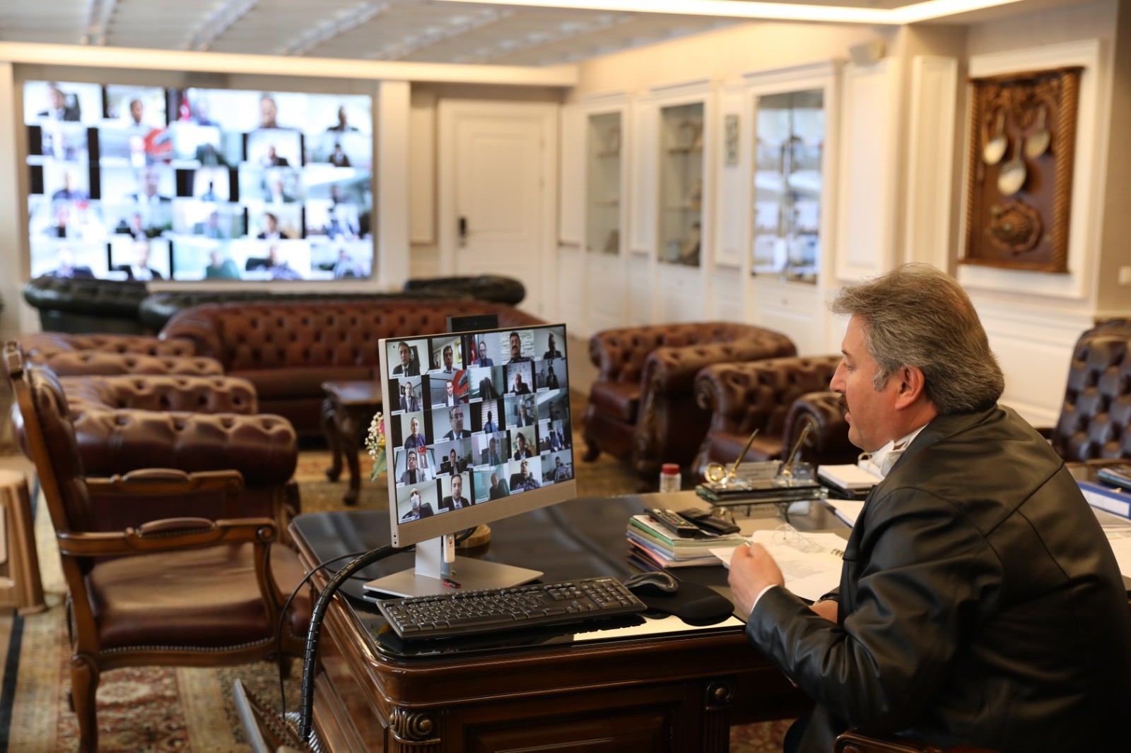 Melikgazi’de telekonferansla toplantı yapıldı